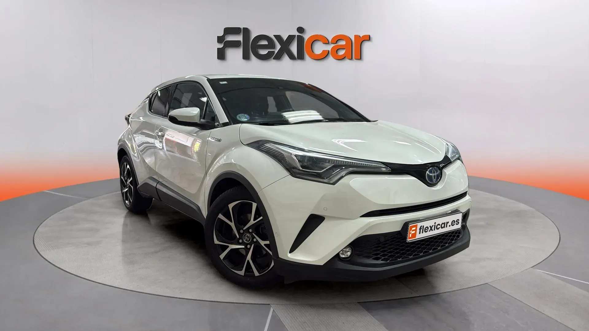 Toyota C-HR 1.8 125H Dynamic Plus - foto 1
