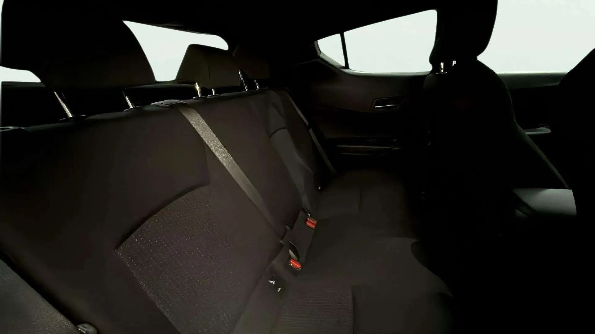 Toyota C-HR 1.8 125H Dynamic Plus - foto 13