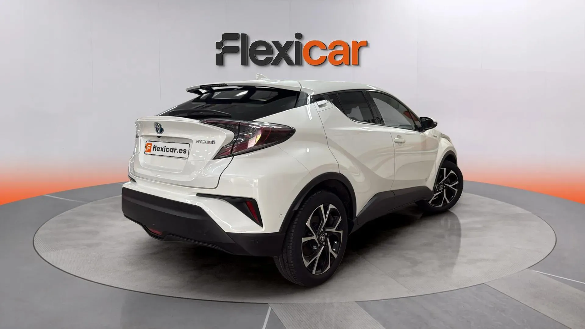 Toyota C-HR 1.8 125H Dynamic Plus - foto 7