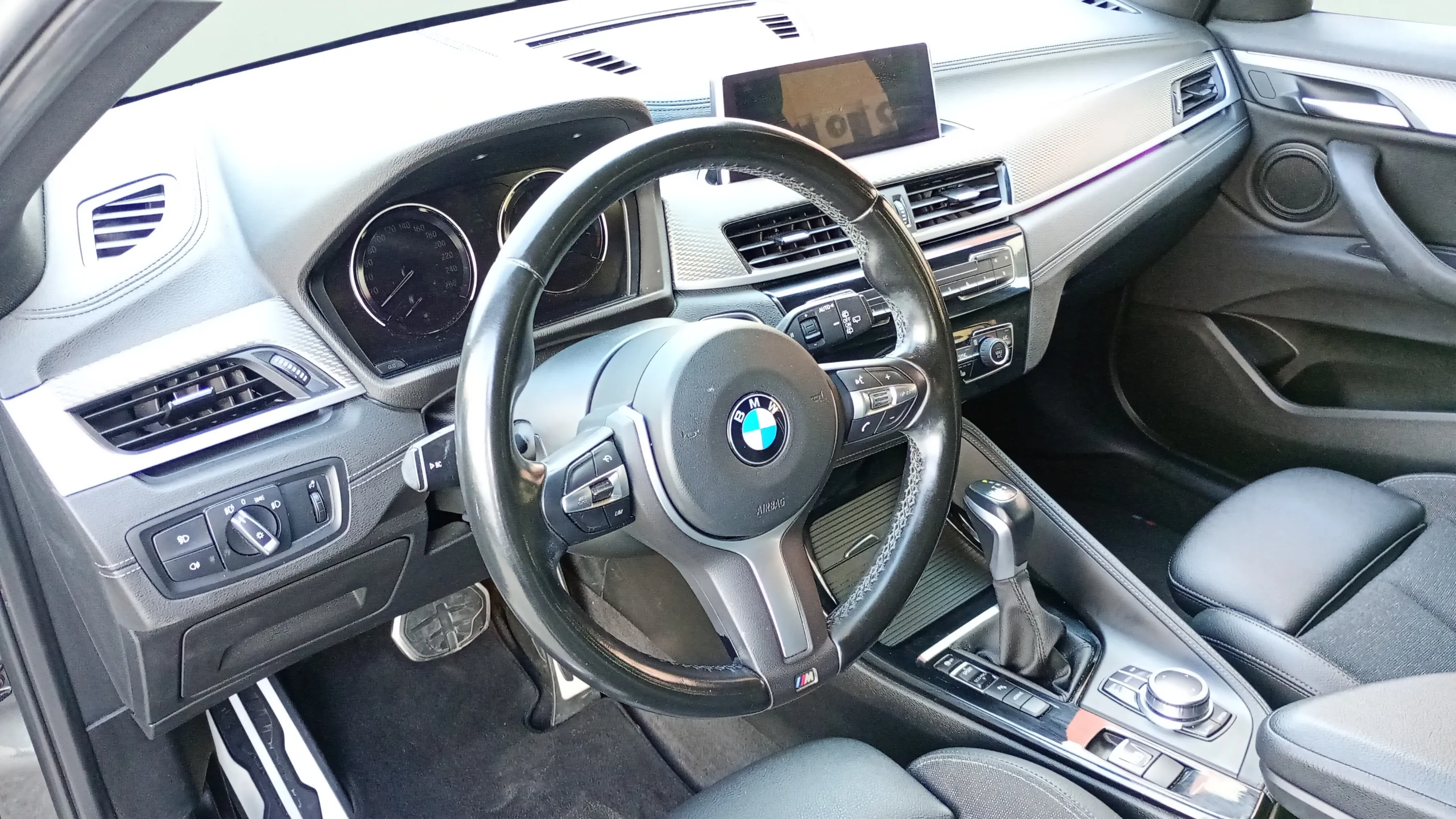BMW X2 xDrive25e - foto 11