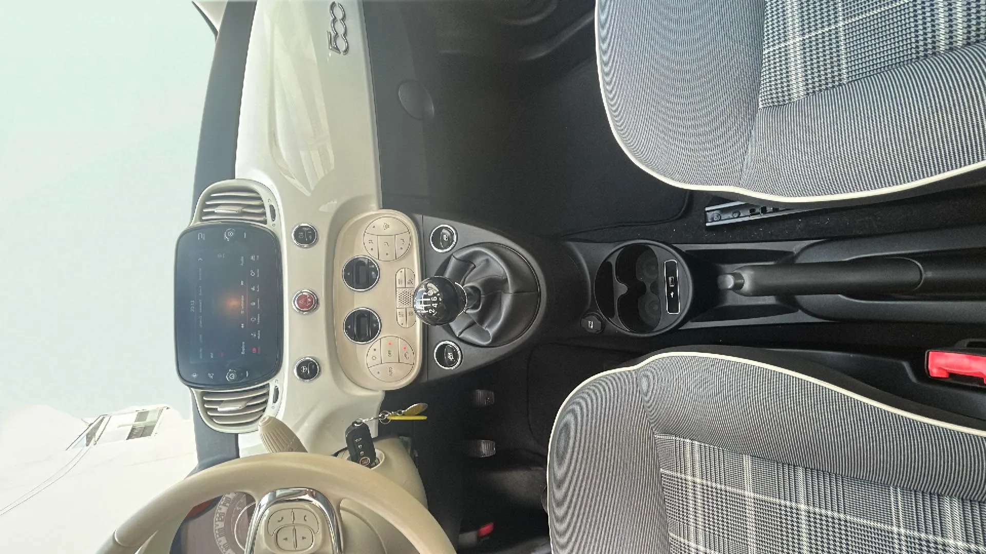 Fiat 500 Connect 1.0 Hybrid - foto 9