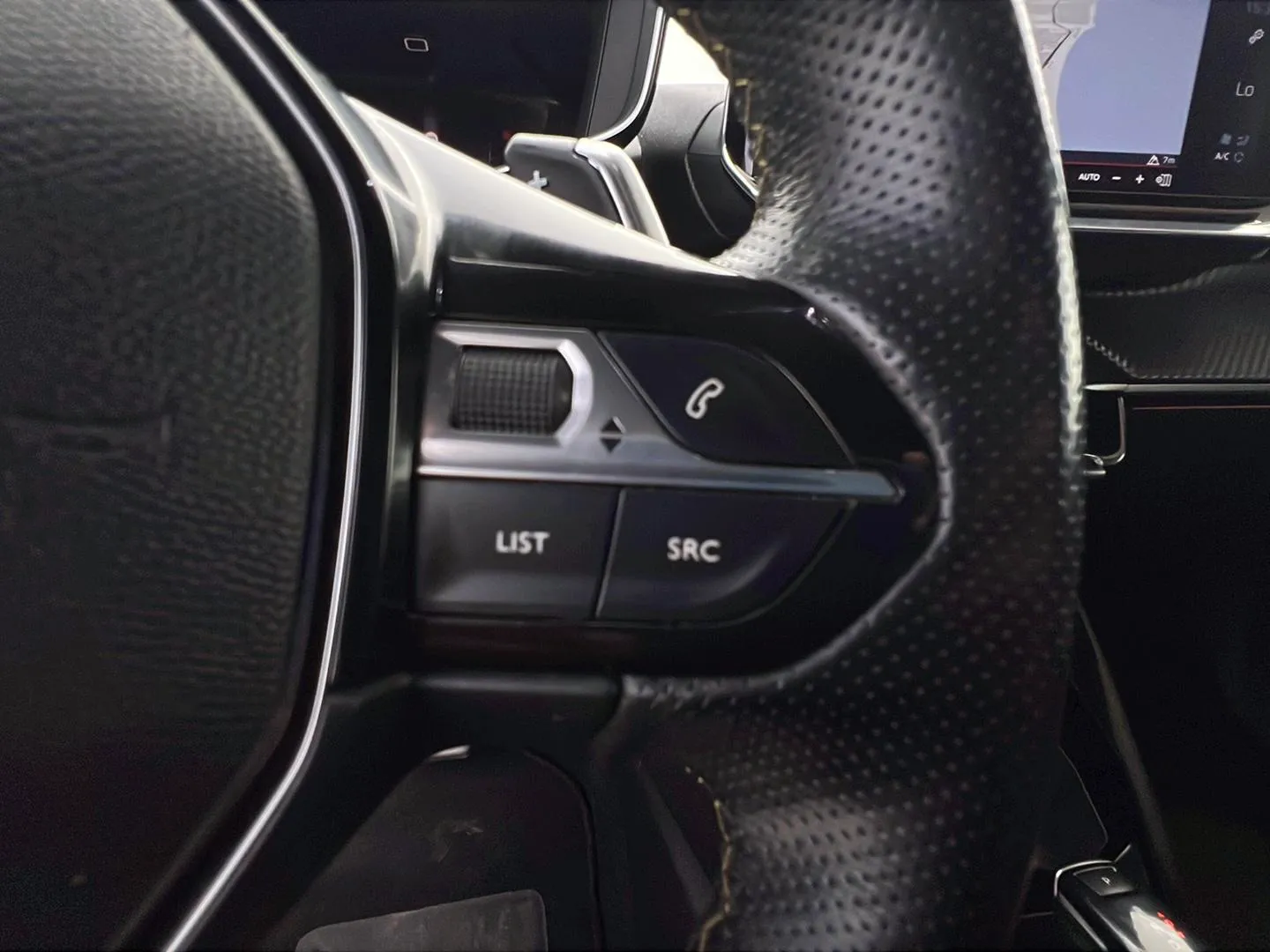 Peugeot 2008 GT Line PureTech 130 EAT8 - foto 19