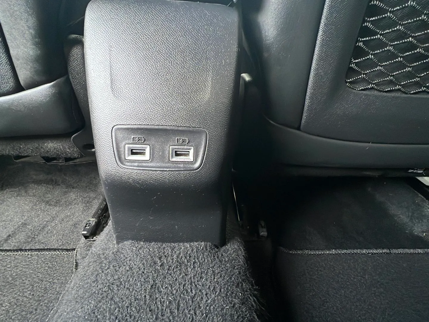 Peugeot 2008 GT Line PureTech 130 EAT8 - foto 26