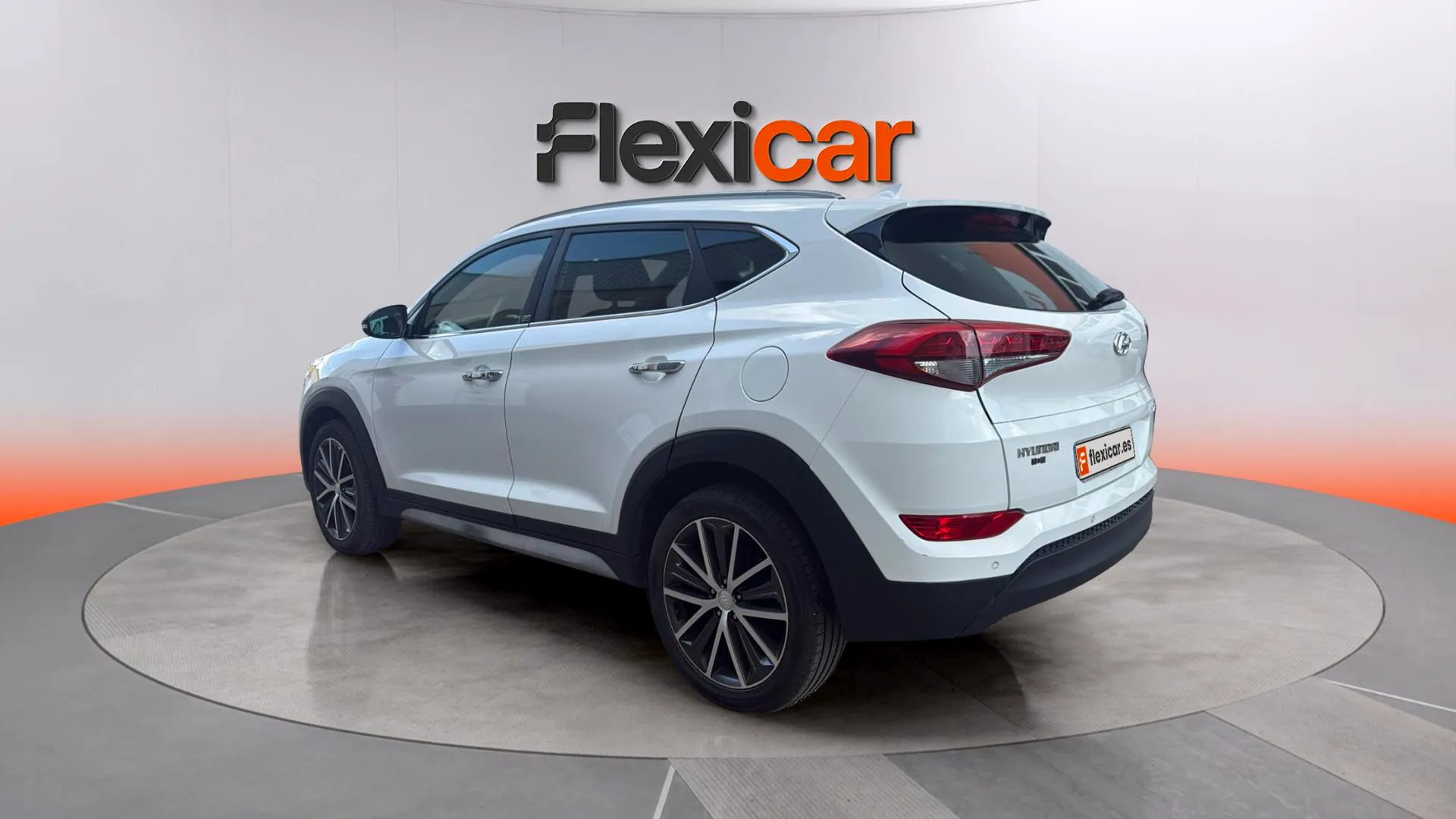 Hyundai Tucson 1.6 CRDi Essence 4x2 - foto 5