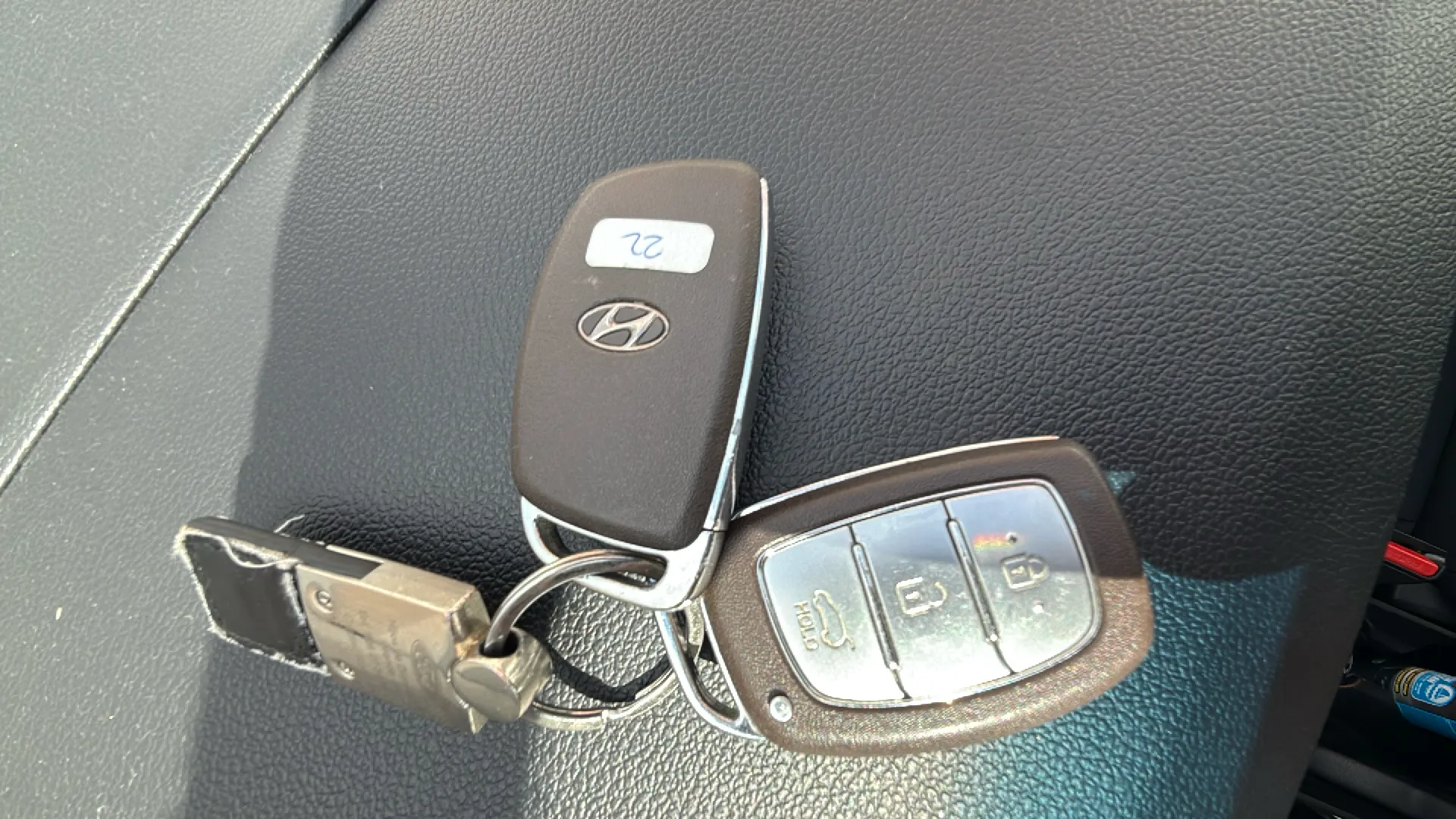 Hyundai Tucson 1.6 CRDi Essence 4x2 - foto 25