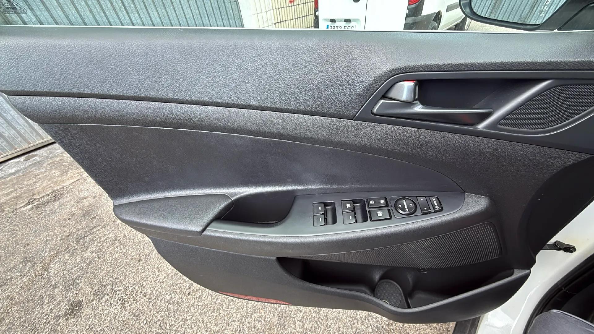 Hyundai Tucson 1.6 CRDi Essence 4x2 - foto 9
