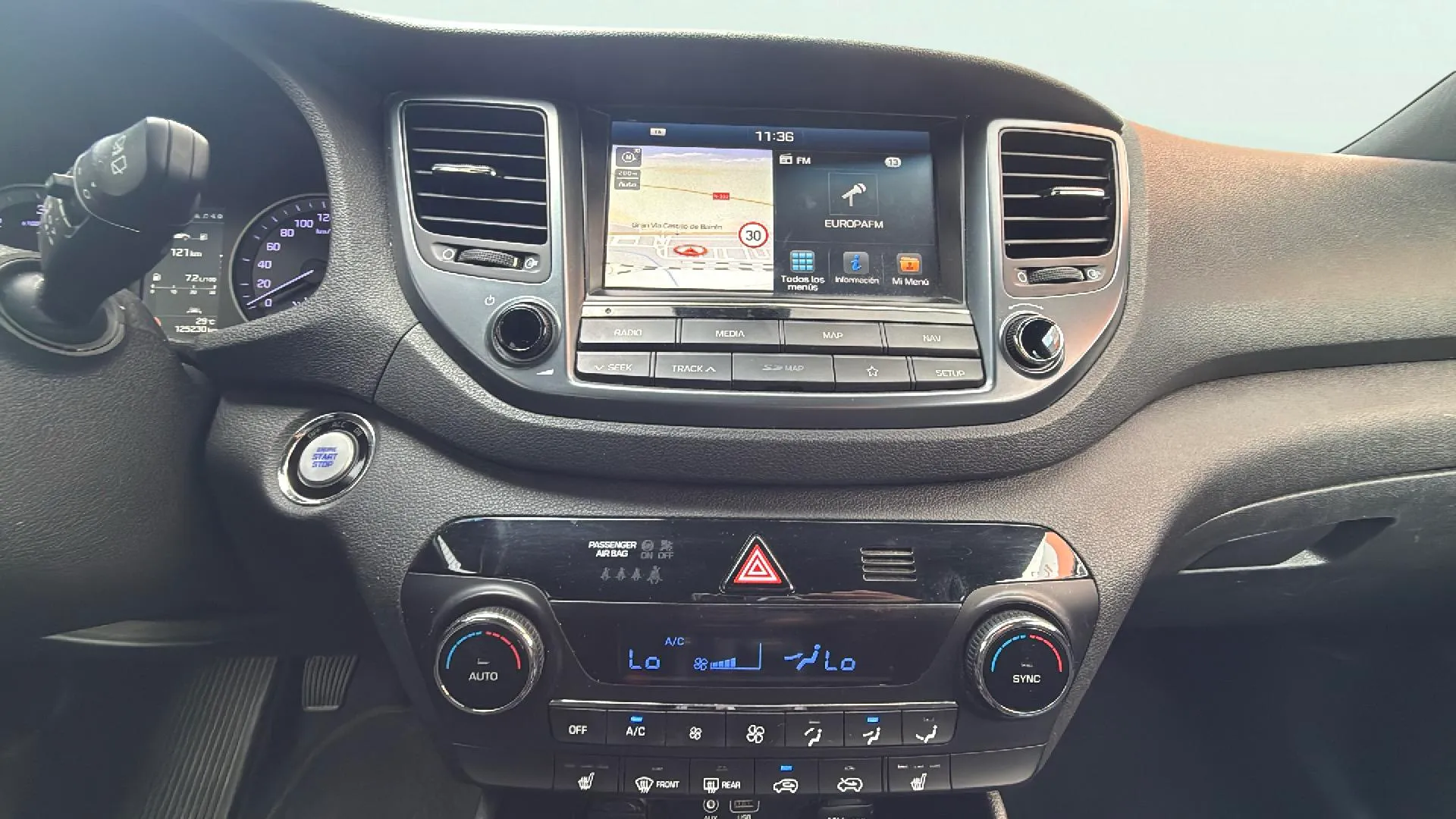 Hyundai Tucson 1.6 CRDi Essence 4x2 - foto 13