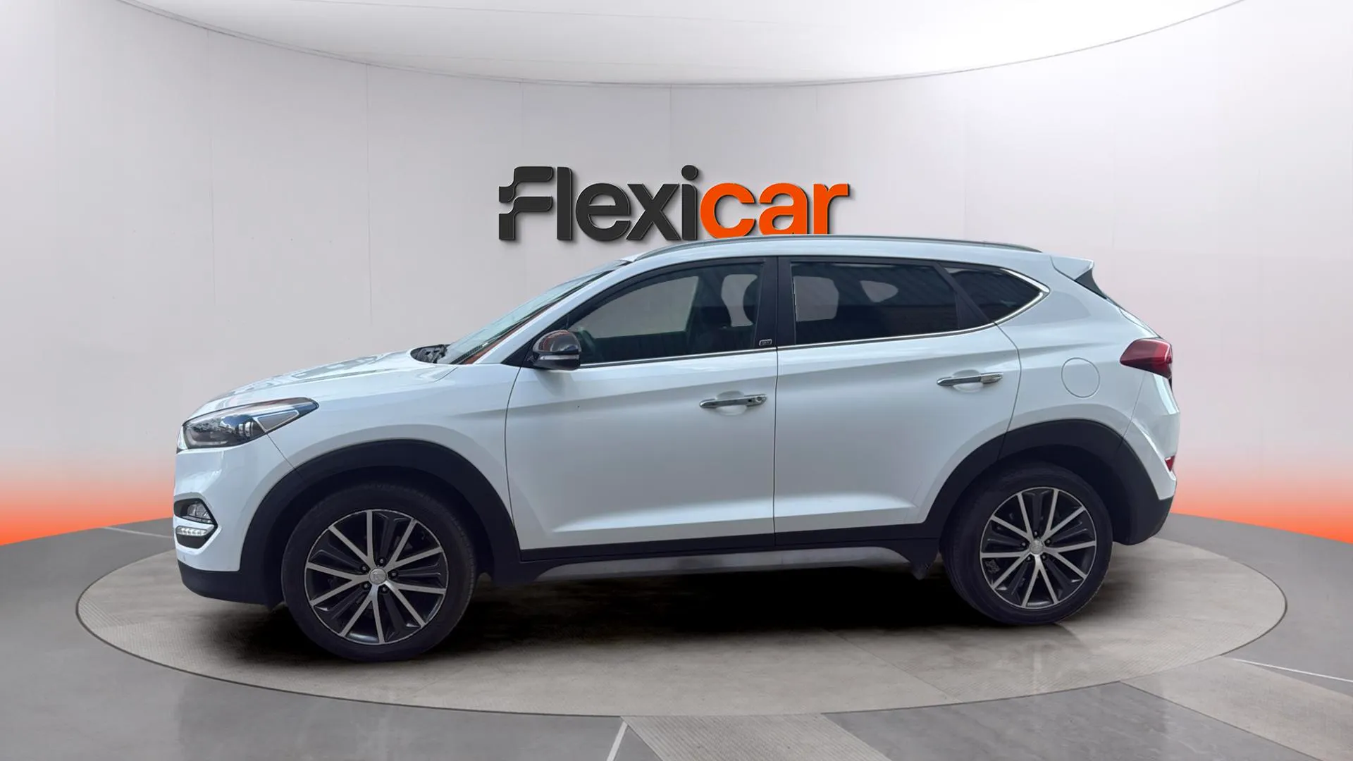 Hyundai Tucson 1.6 CRDi Essence 4x2 - foto 6