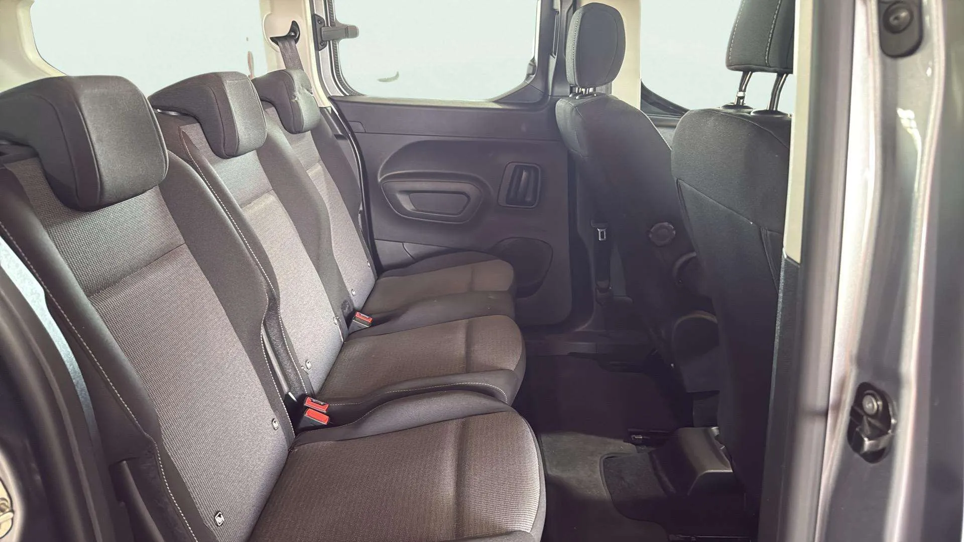Toyota Proace City Family L1 1.5D Active - foto 24