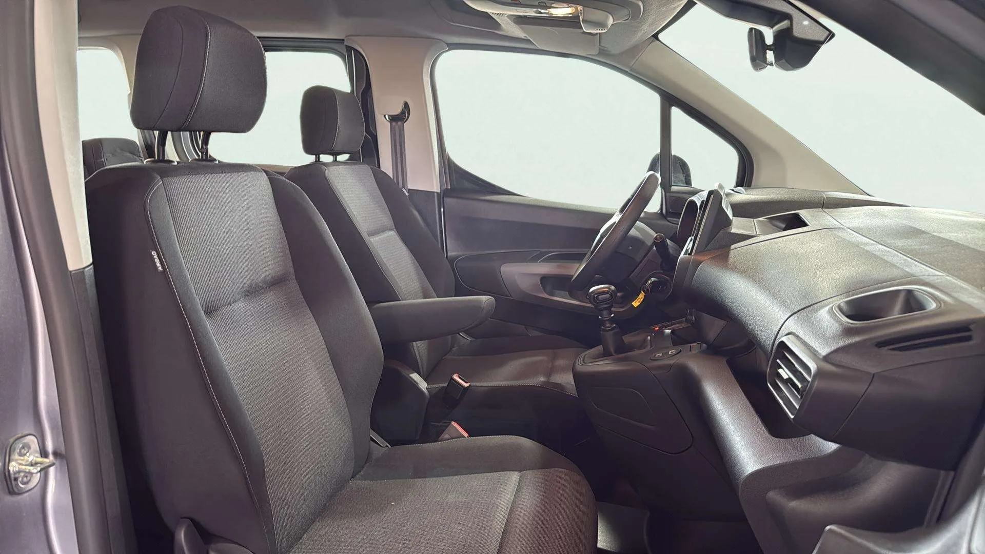 Toyota Proace City Family L1 1.5D Active - foto 23