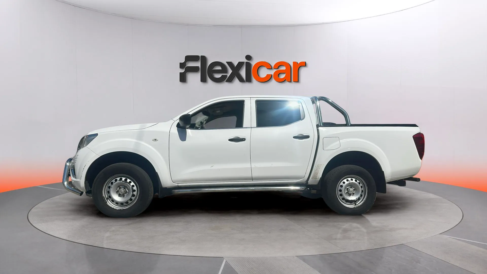 Nissan Navara - foto 4