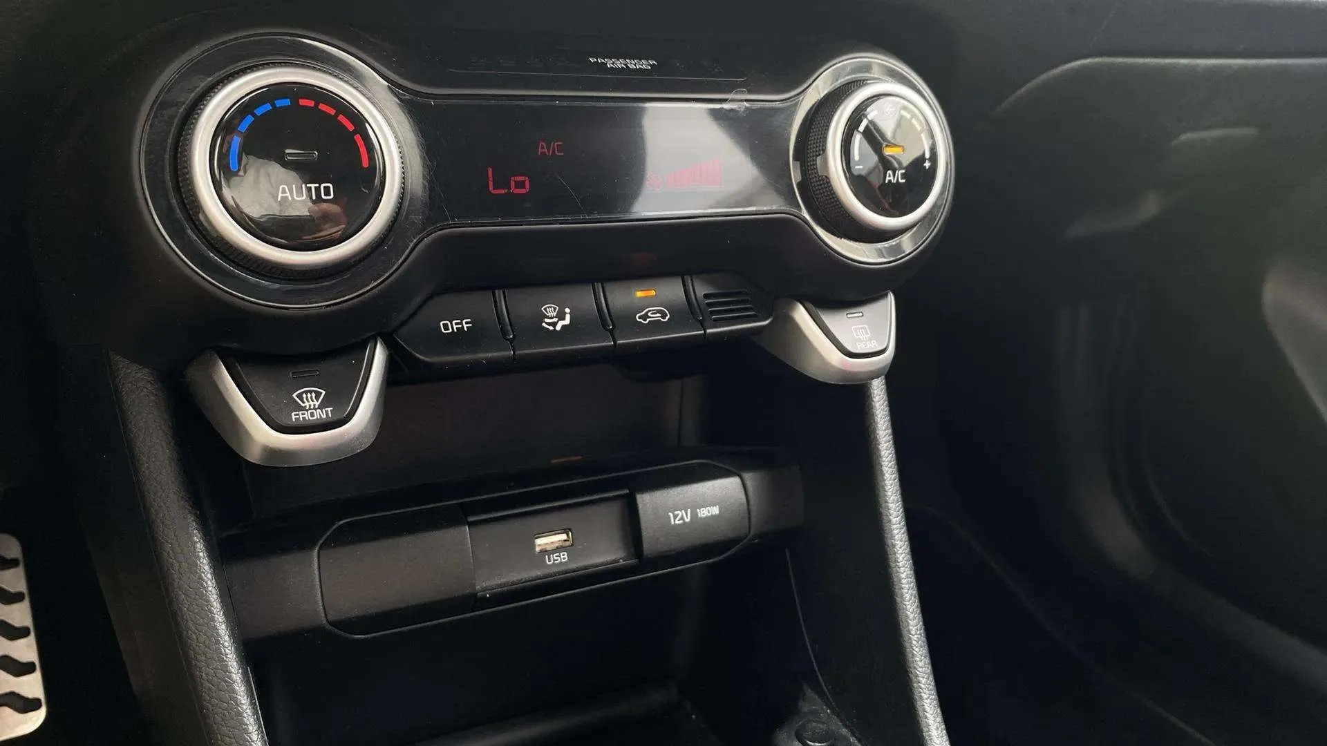 Kia Picanto 1.2 DPi AMT GT Line - foto 21