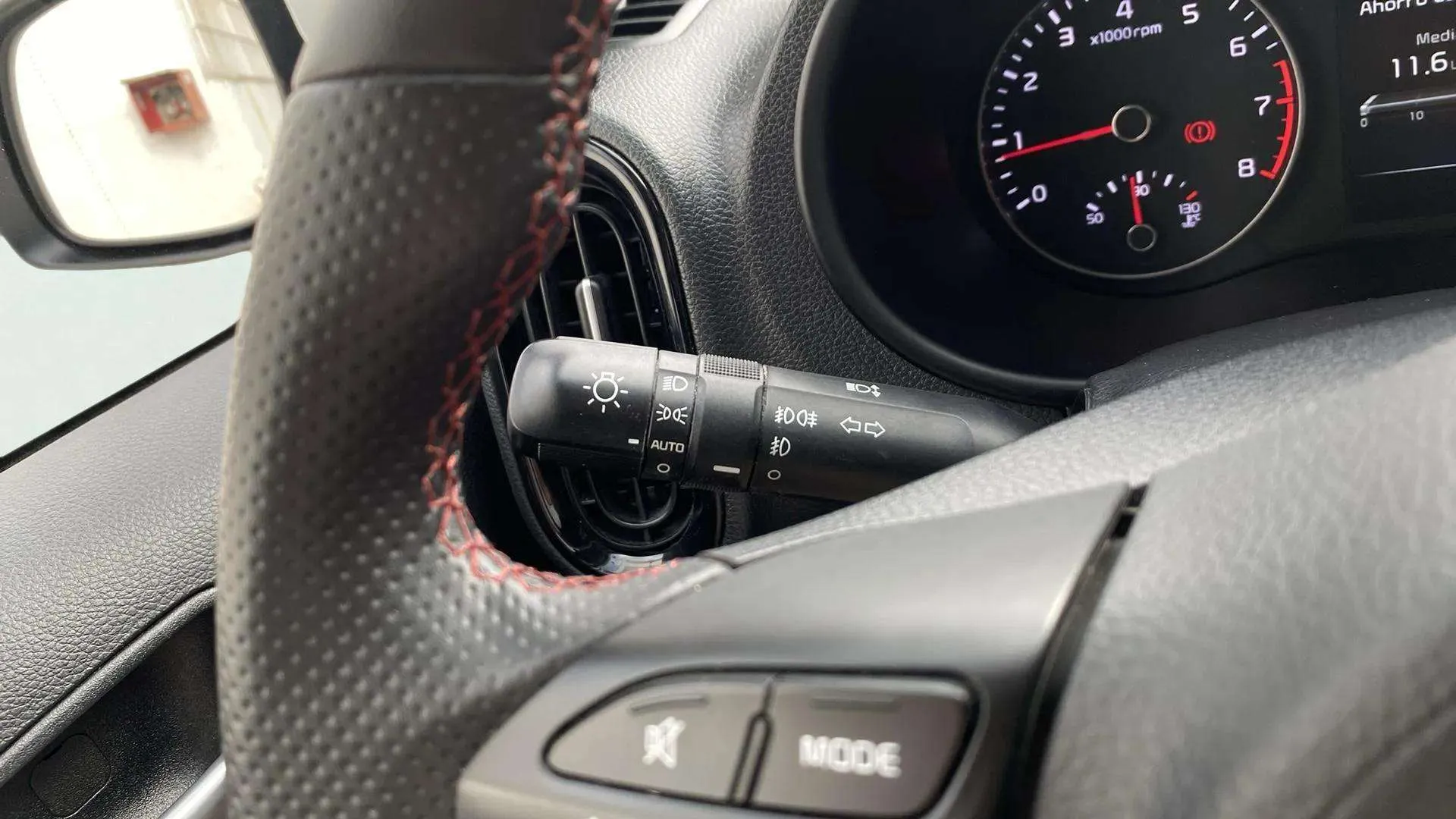 Kia Picanto 1.2 DPi AMT GT Line - foto 18