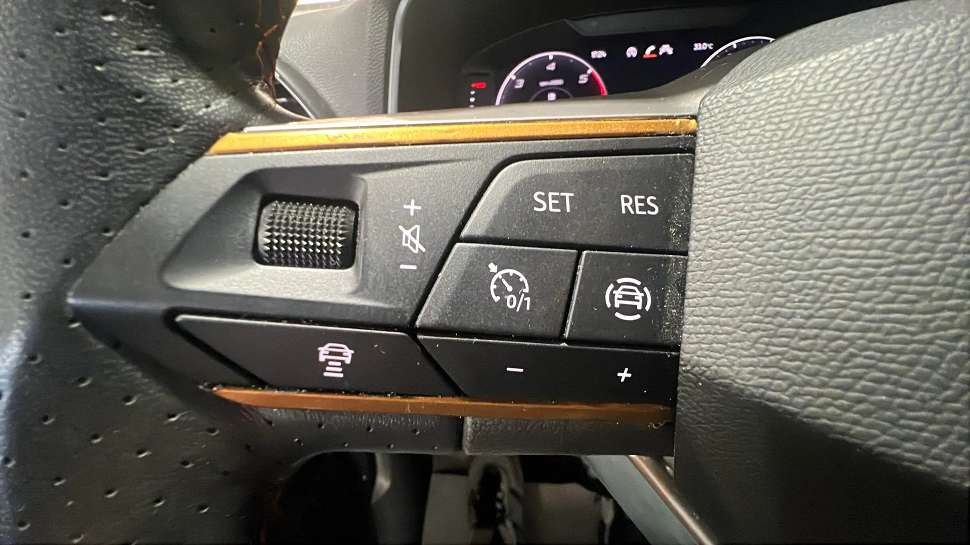 SEAT Tarraco 2.0 TDI FR XL DSG - foto 10