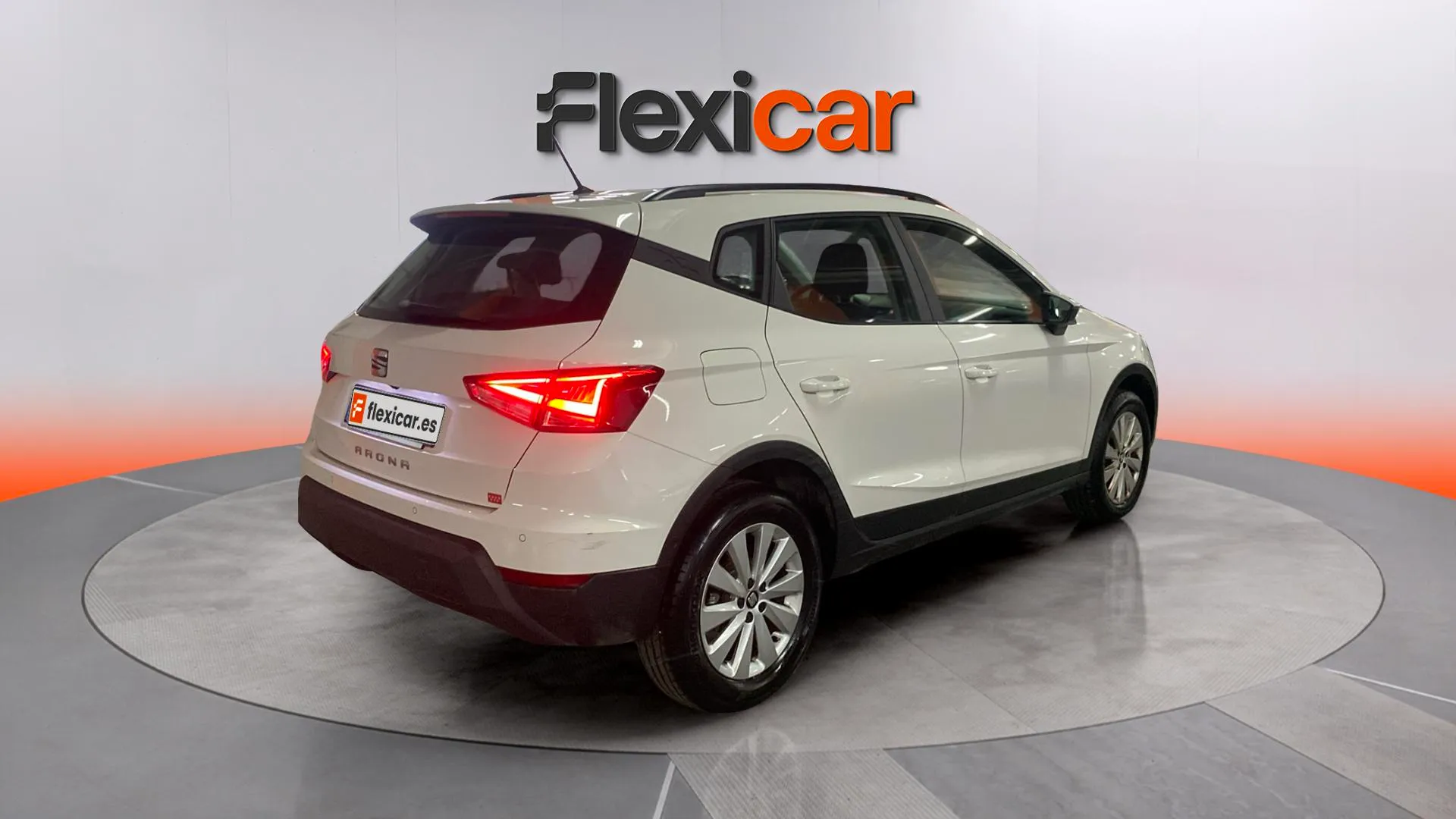 SEAT Arona 1.0 TSI Style Ecomotive - foto 6