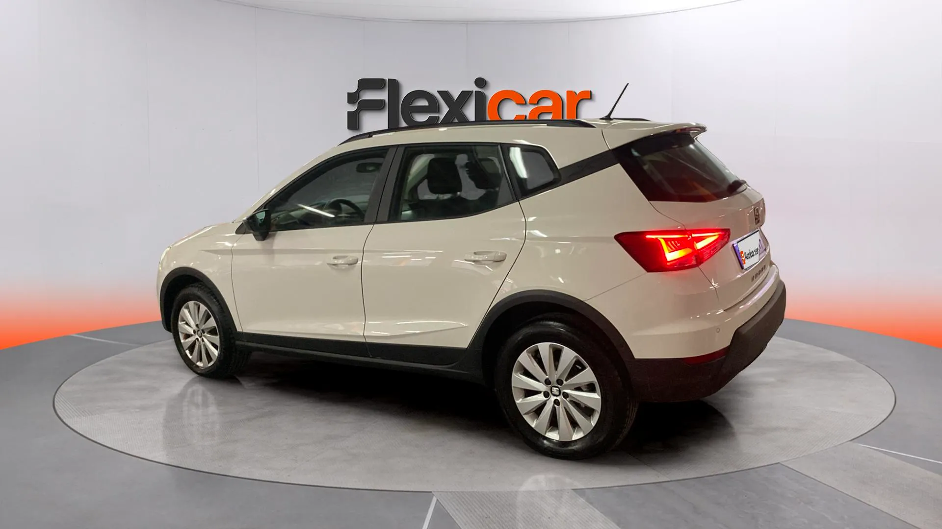 SEAT Arona 1.0 TSI Style Ecomotive - foto 4