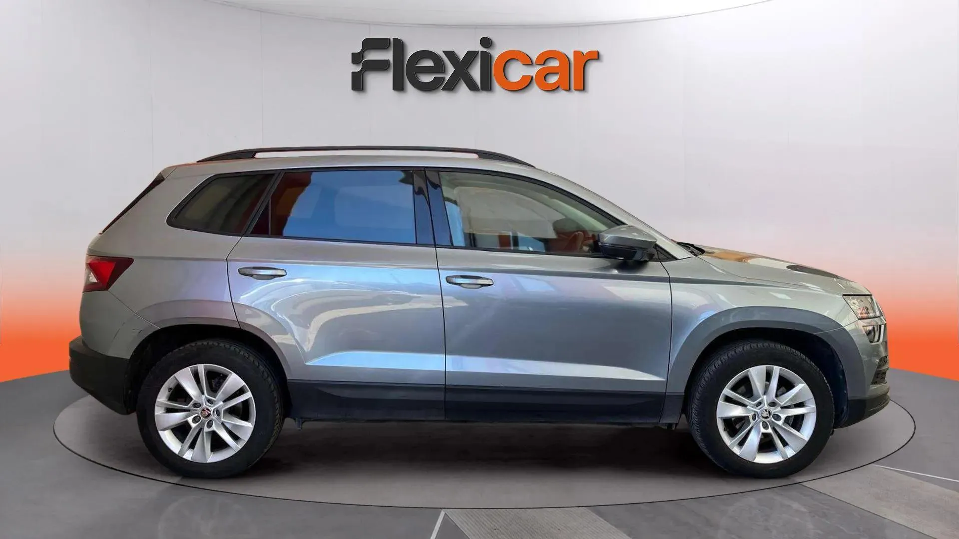 Škoda Karoq 1.0 TSI Ambition - foto 8