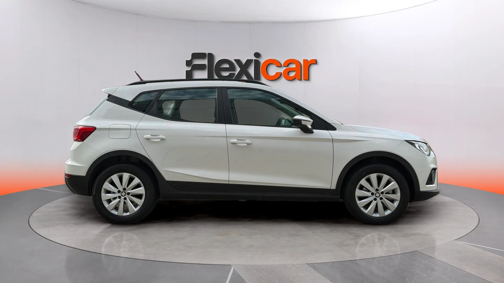 SEAT Arona 1.0 TSI Style - foto 2