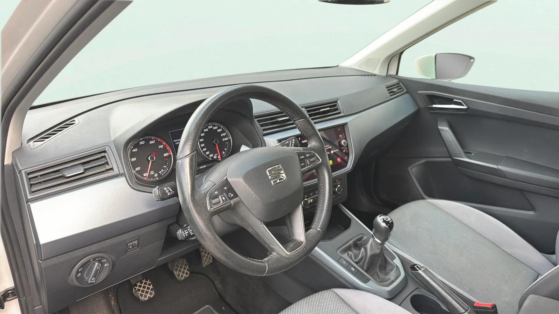 SEAT Arona 1.0 TSI Style - foto 8