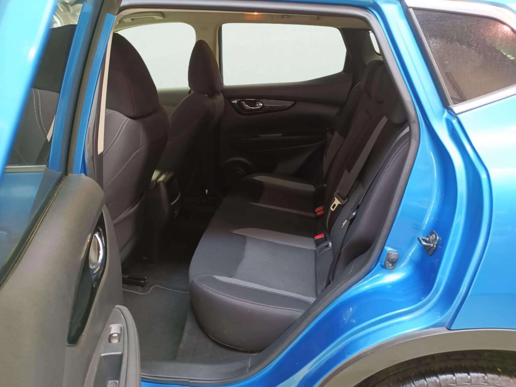 Nissan Qashqai DIG-T E6D DCT N-Connecta - foto 12