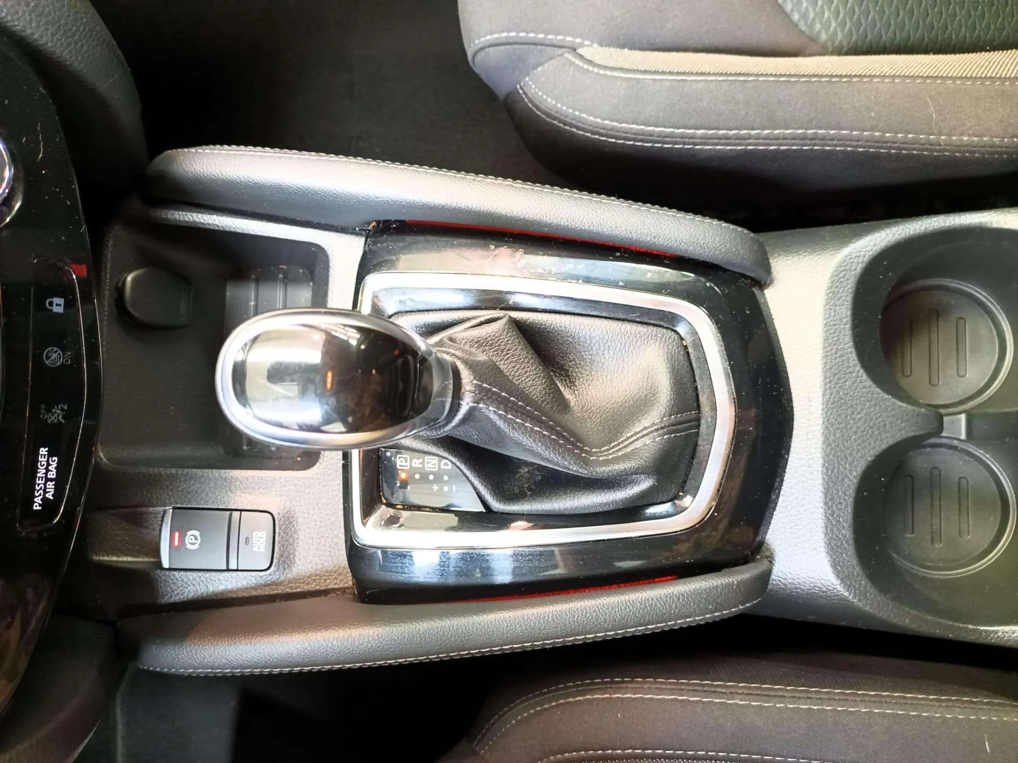 Nissan Qashqai DIG-T E6D DCT N-Connecta - foto 11