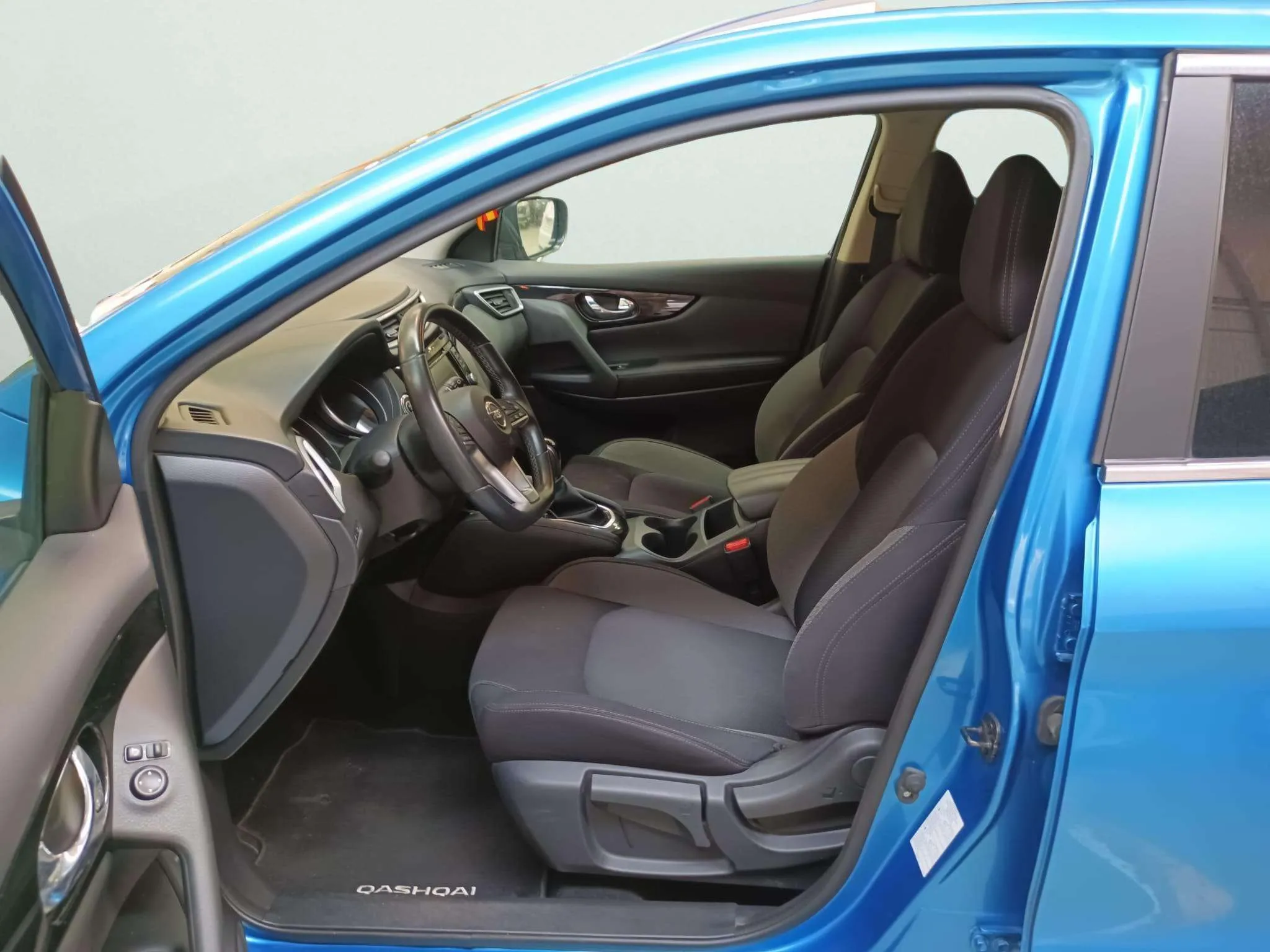 Nissan Qashqai DIG-T E6D DCT N-Connecta - foto 10