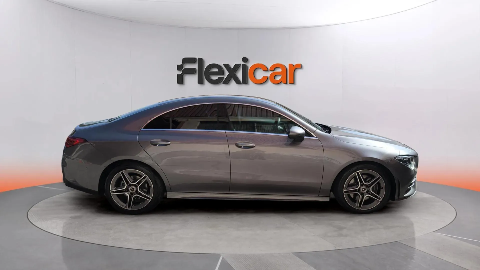 Mercedes-Benz CLA 200 - foto 7