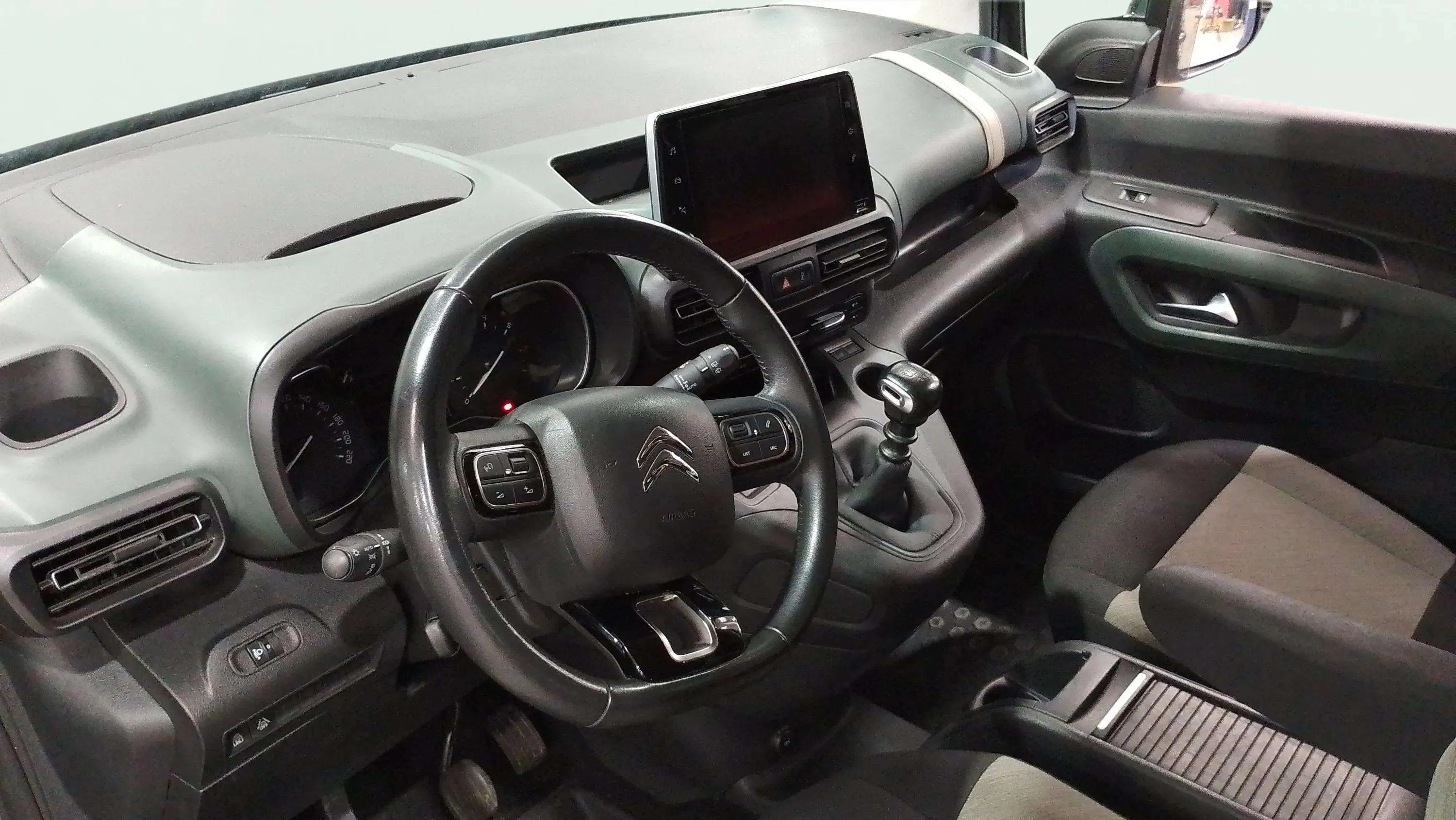Citroën Berlingo Talla M BlueHDi 130 Shine - foto 17