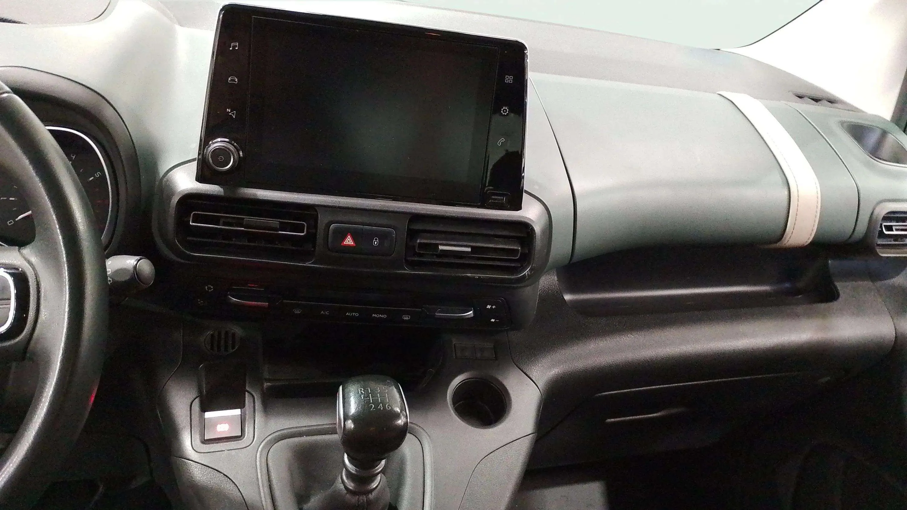 Citroën Berlingo Talla M BlueHDi 130 Shine - foto 18