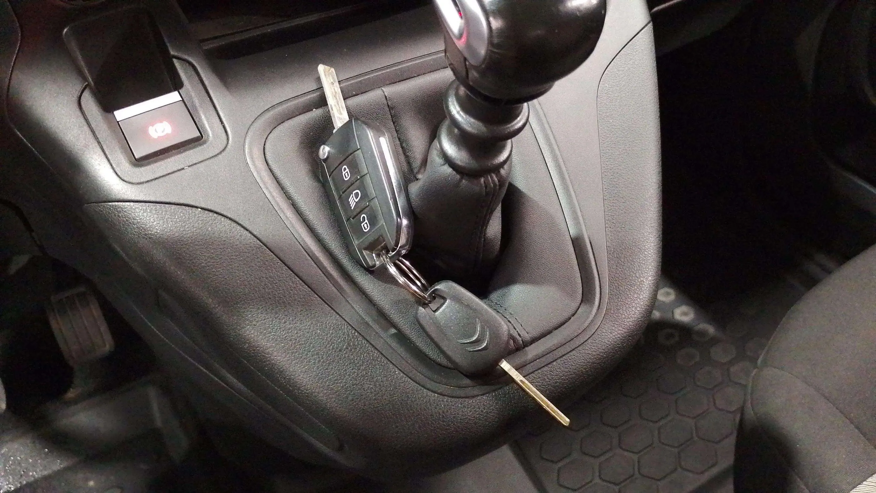 Citroën Berlingo Talla M BlueHDi 130 Shine - foto 22