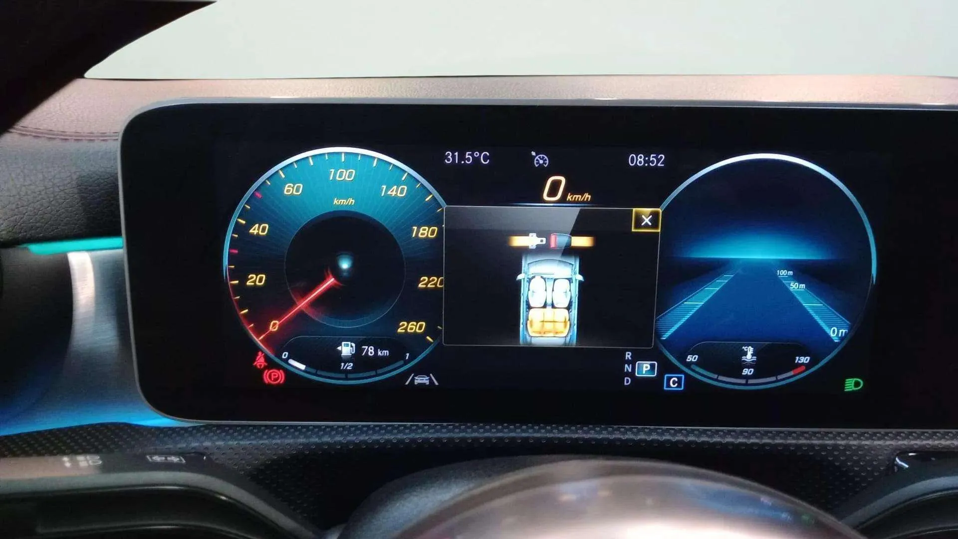 Mercedes-Benz CLA 200 - foto 9
