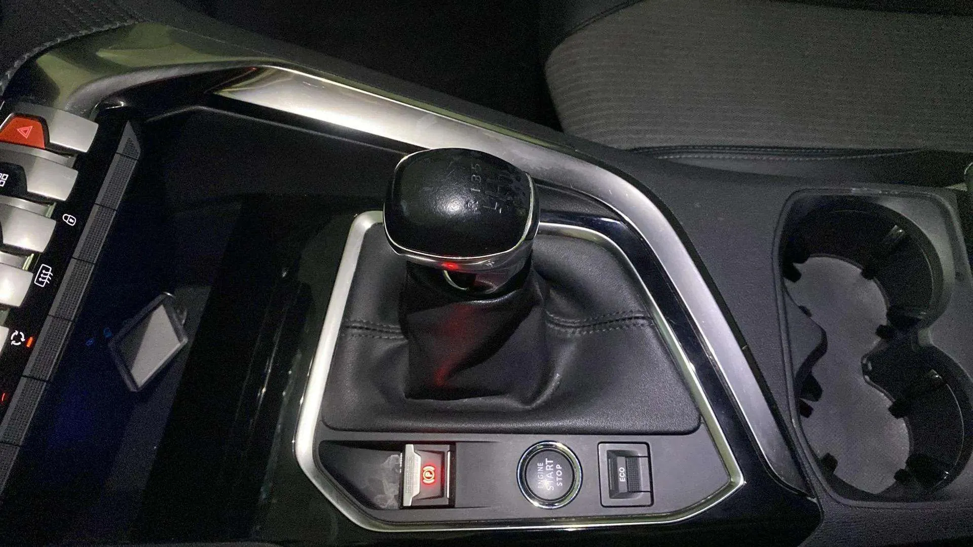 Peugeot 3008 1.2 PureTech Allure Pack - foto 18