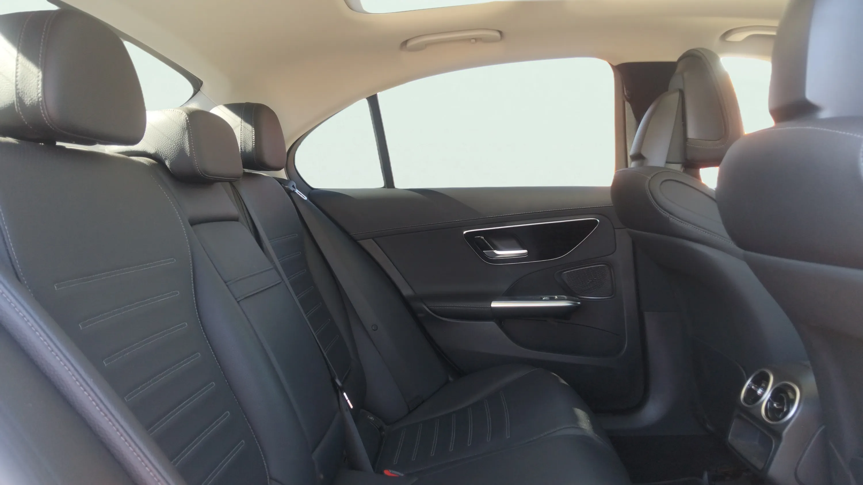 Mercedes-Benz Clase C C 220 d - foto 14