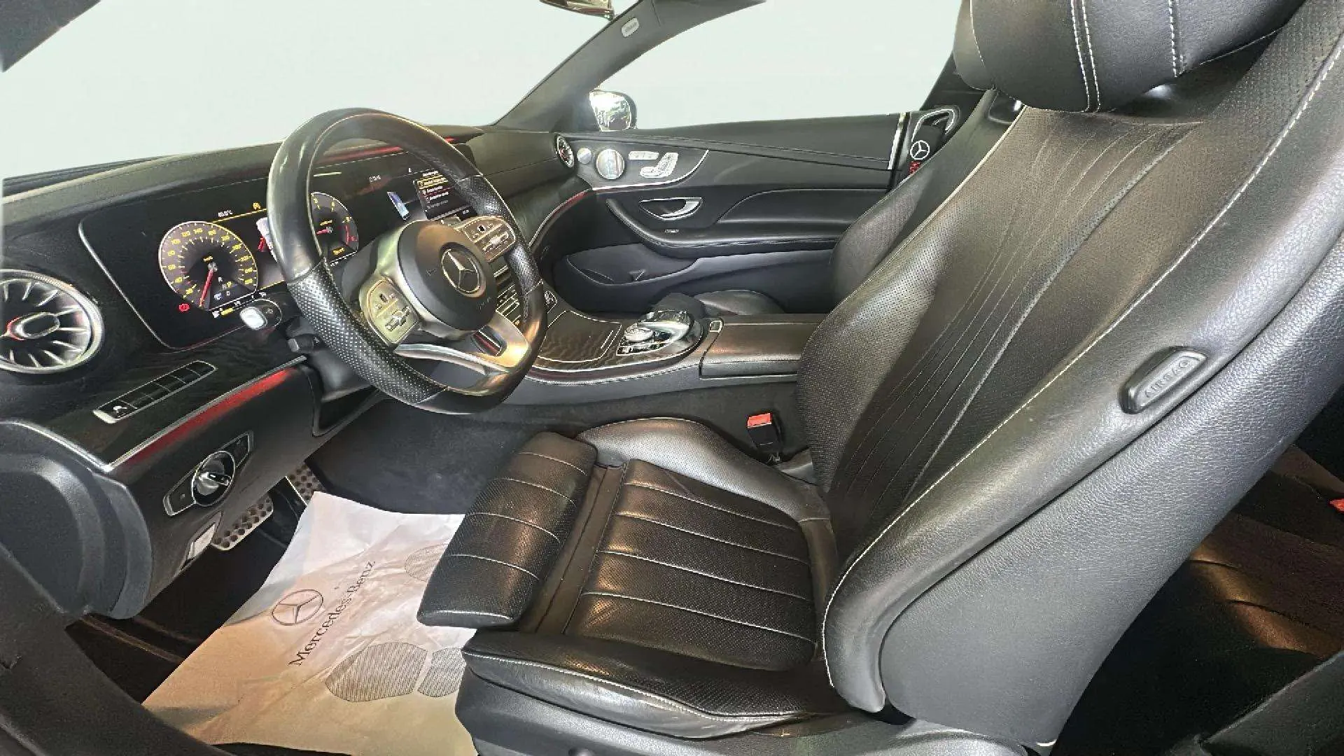 Mercedes-Benz Clase E Coupé E 220 d - foto 19