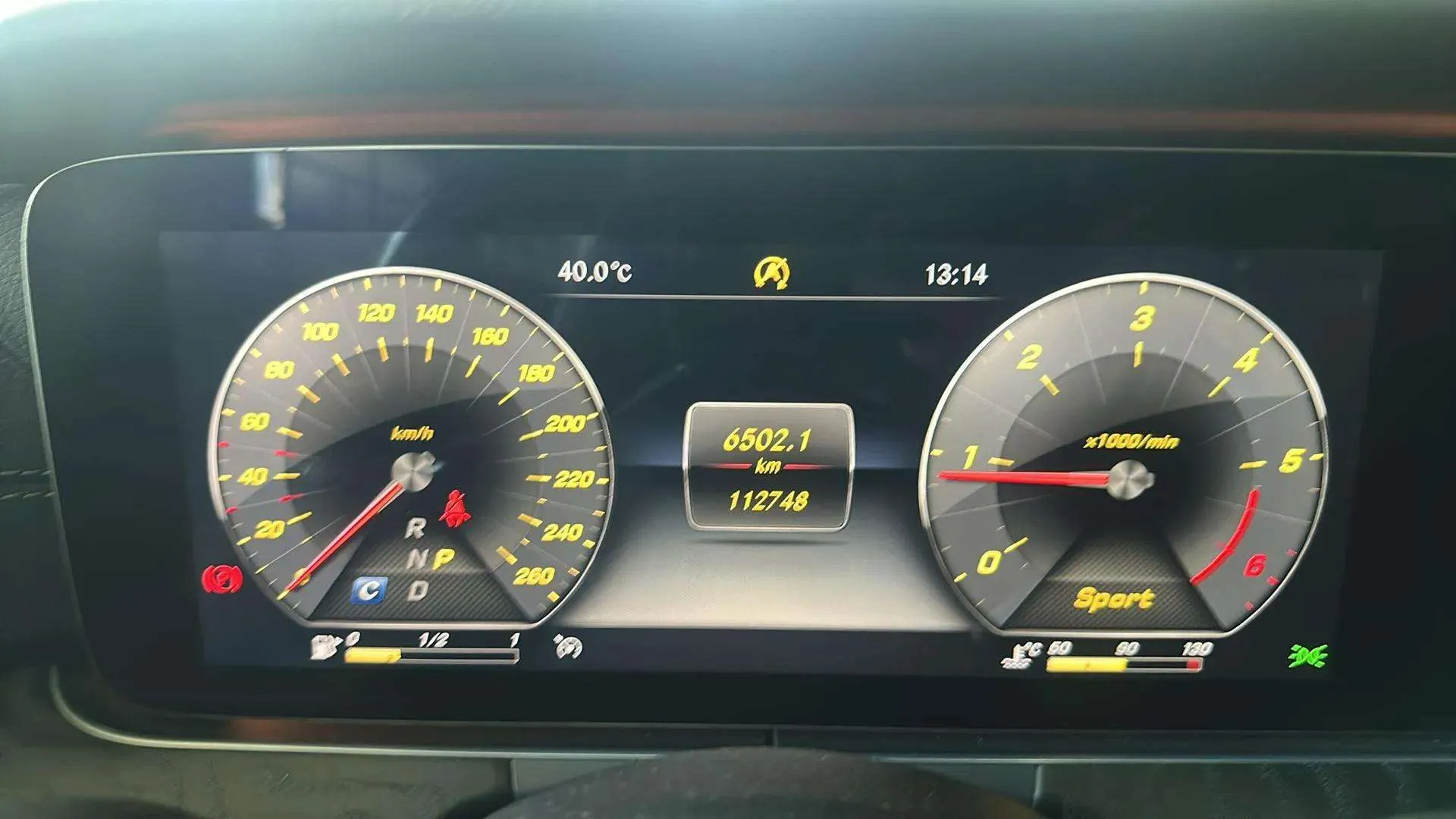 Mercedes-Benz Clase E Coupé E 220 d - foto 17
