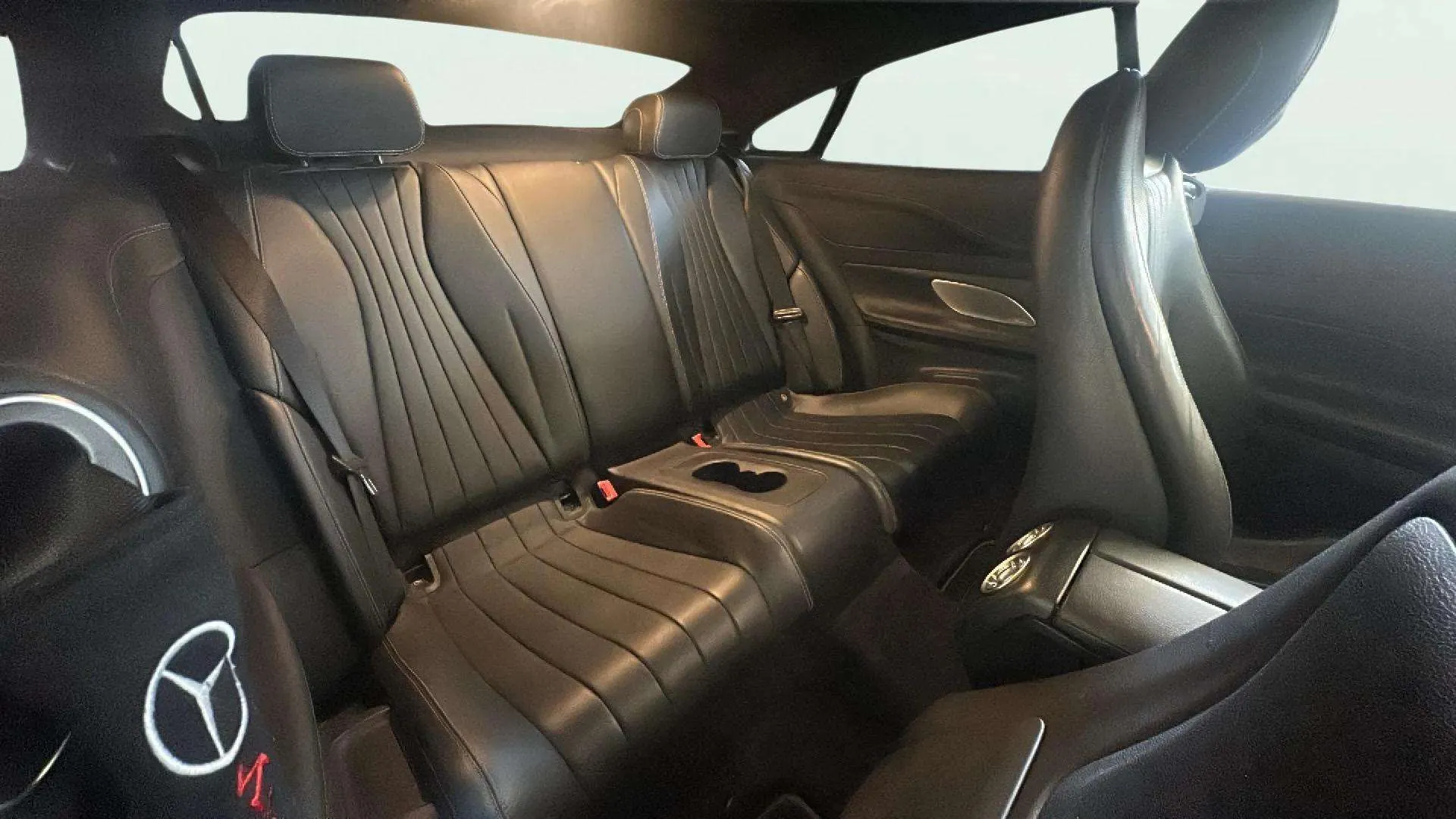 Mercedes-Benz Clase E Coupé E 220 d - foto 23