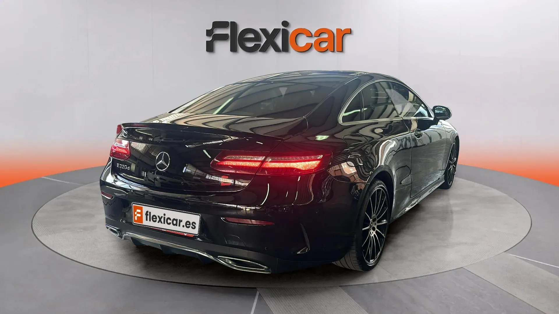 Mercedes-Benz Clase E Coupé E 220 d - foto 7