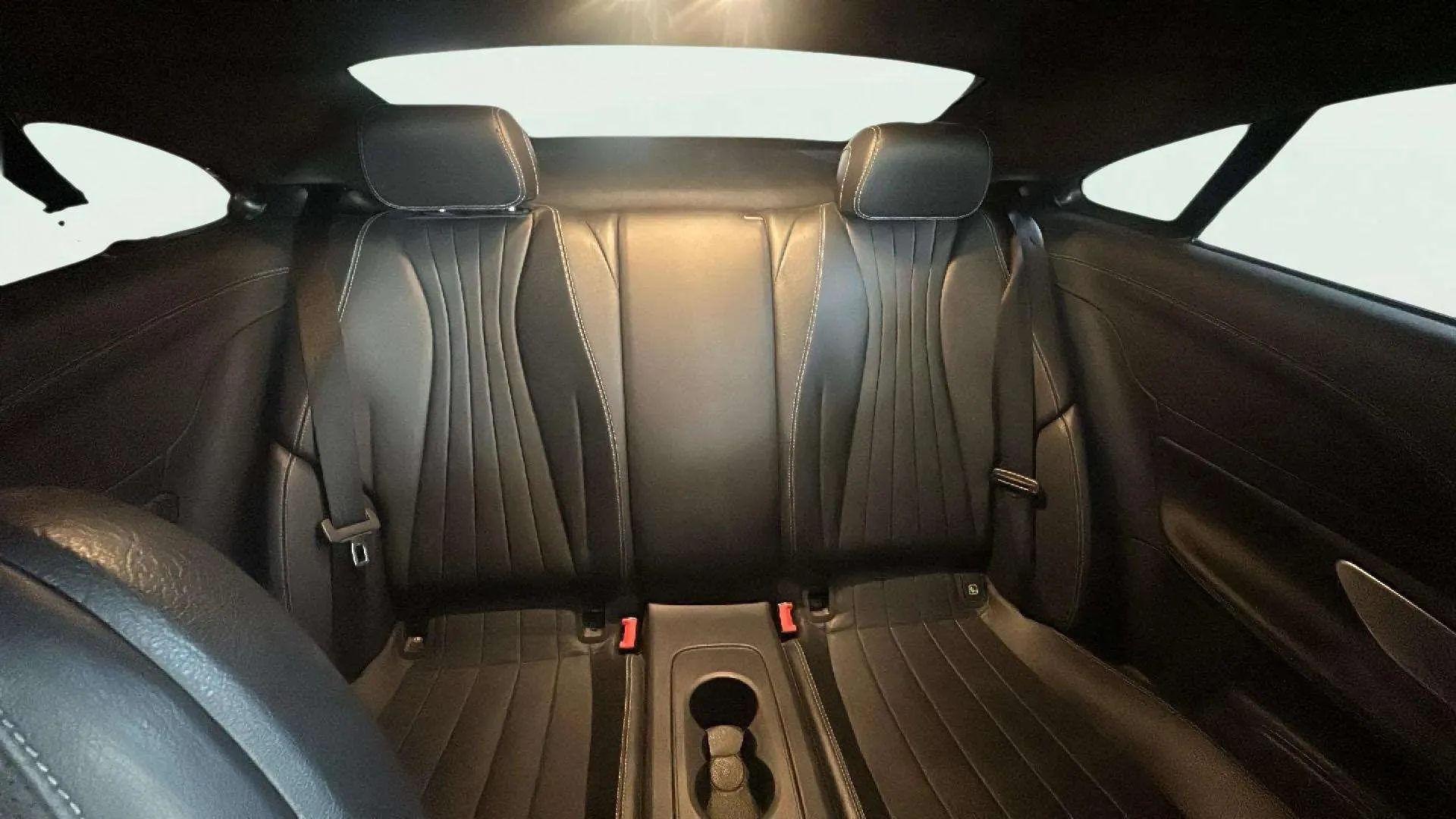 Mercedes-Benz Clase E Coupé E 220 d - foto 24