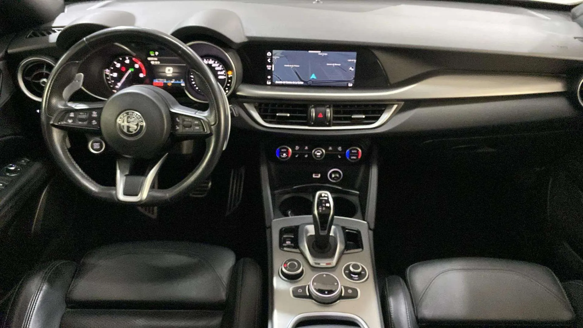 Alfa Romeo Stelvio 2.2 Diésel Competizione Q4 - foto 11