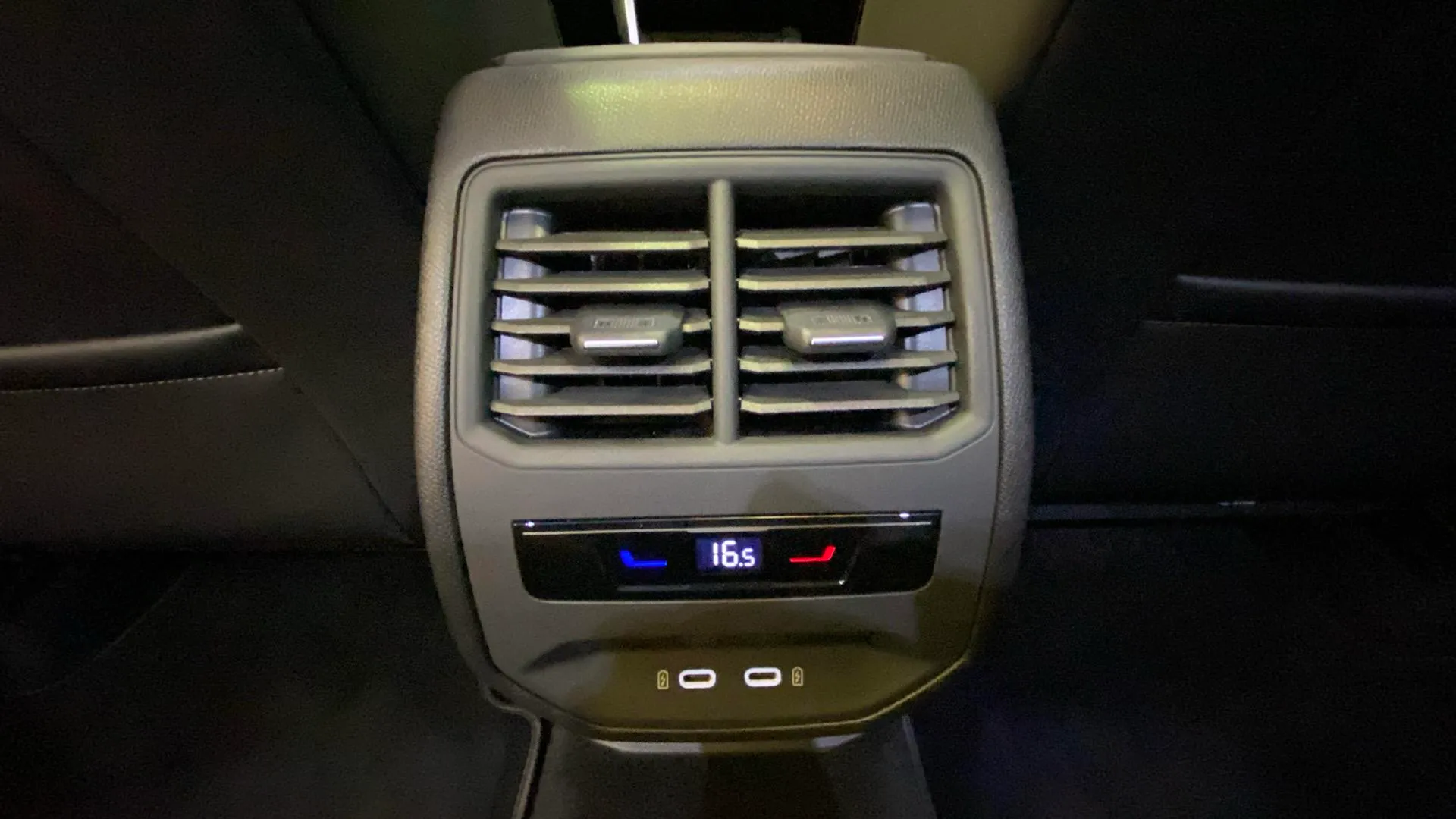 SEAT León SP 1.5 TSI e-Hybrid DSG-6 FR XL - foto 43