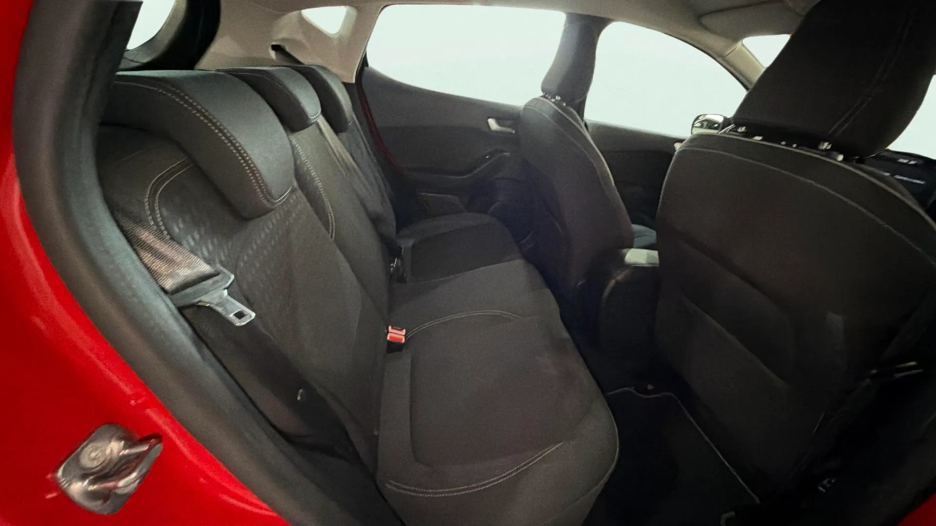 Ford Fiesta 1.0 EcoBoost Vignale Aut - foto 25