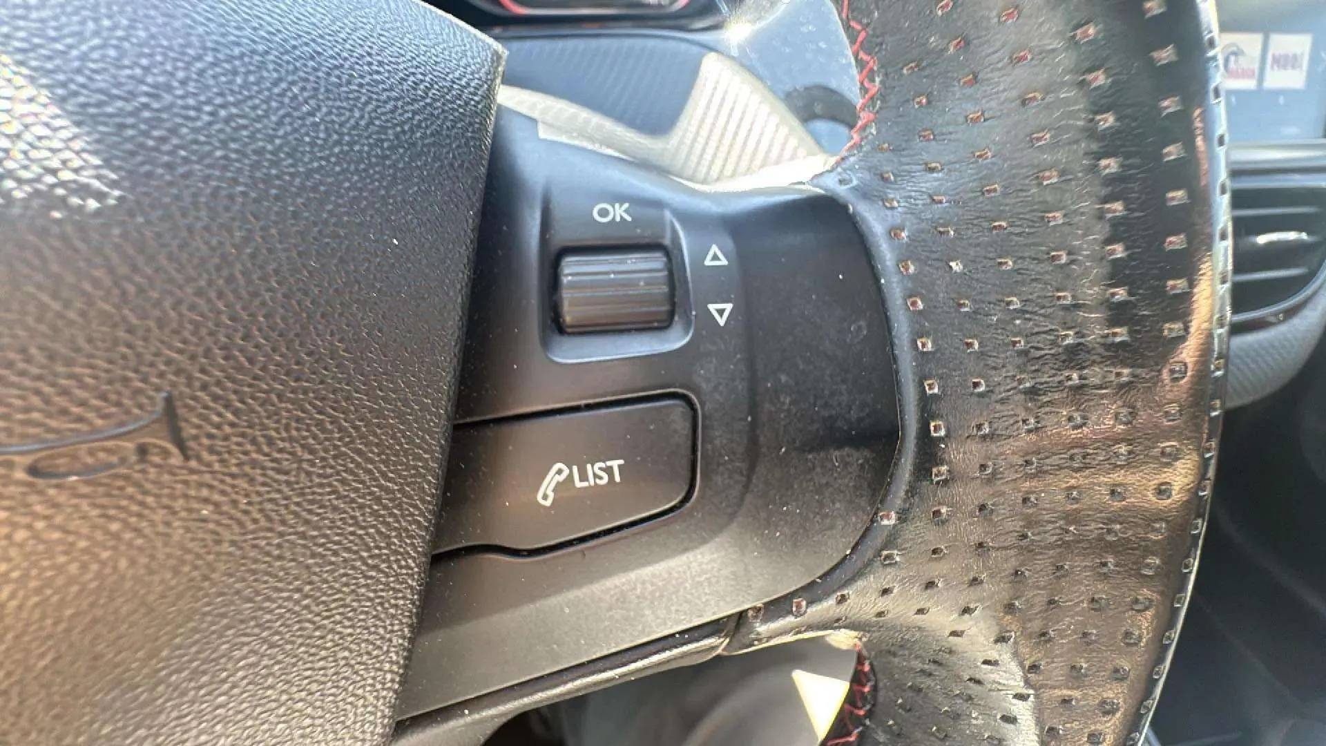 Peugeot 2008 GT Line 1.6 BlueHDi - foto 17