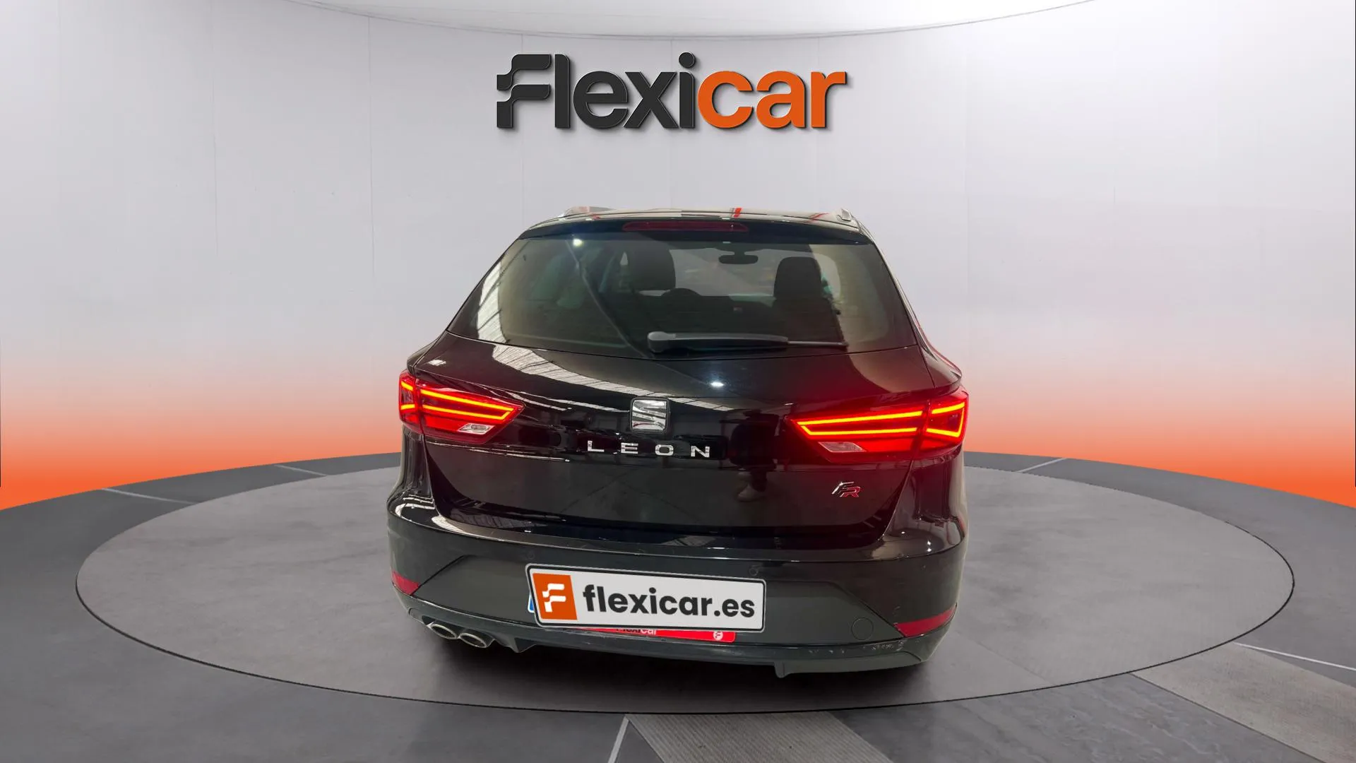 SEAT León ST 2.0 TDI DSG-6 FR - foto 5