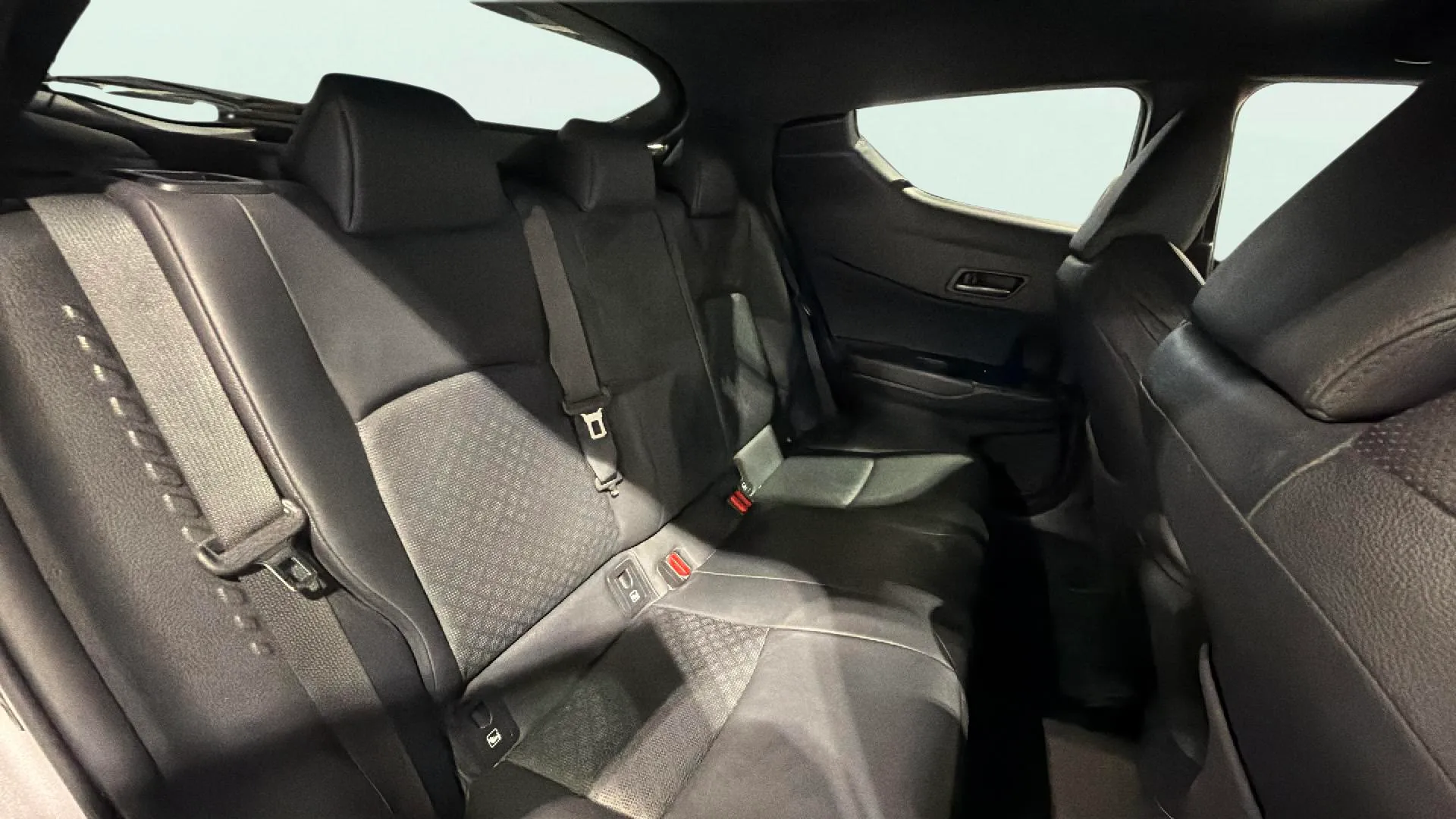 Toyota C-HR 2.0 180H Advance Luxury - foto 16