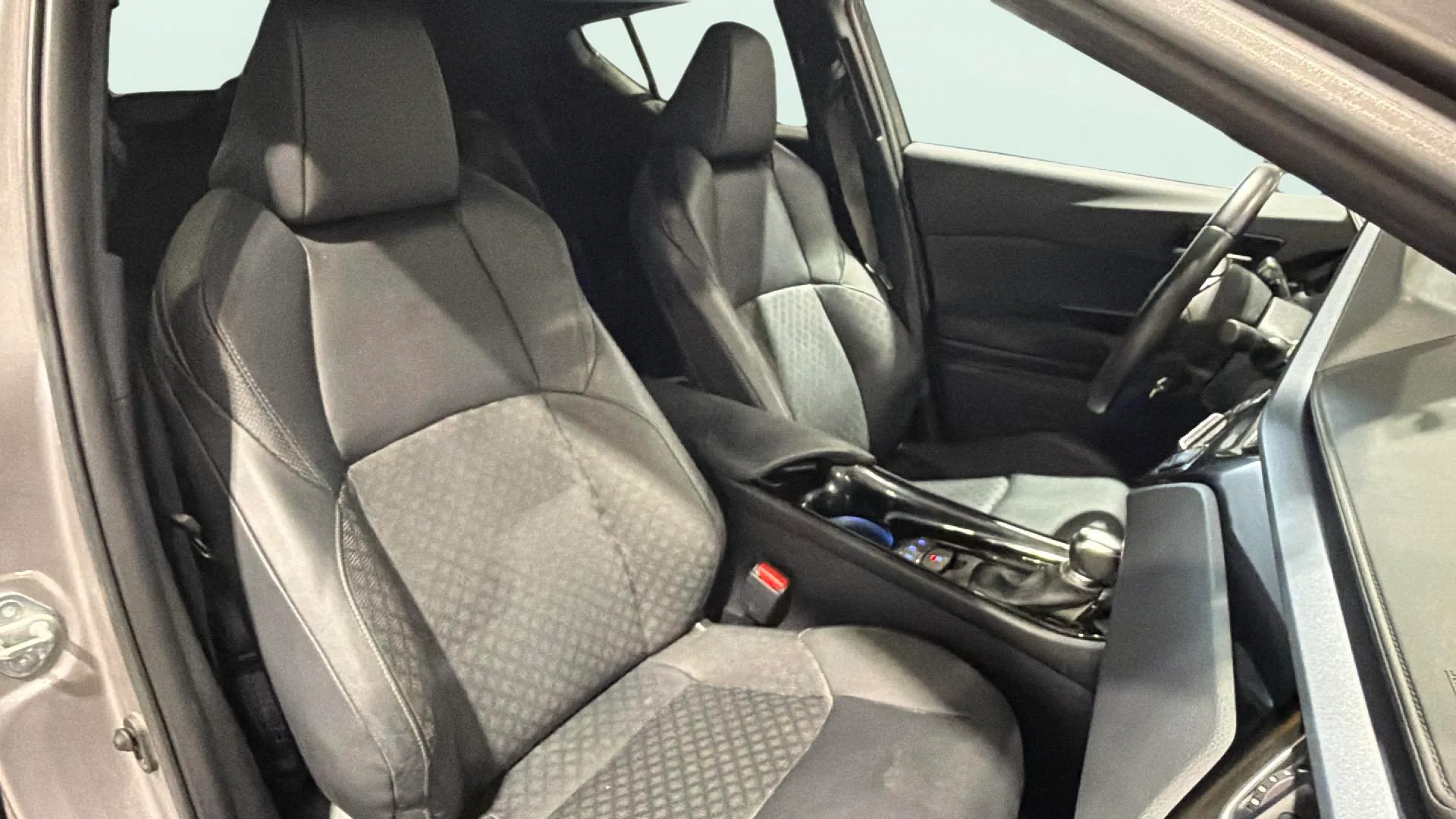 Toyota C-HR 2.0 180H Advance Luxury - foto 15