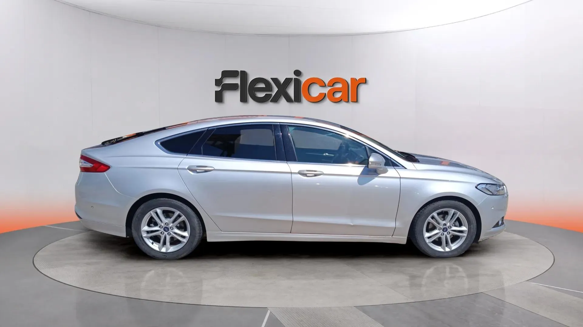 Ford Mondeo 1.5 EcoBoost Titanium - foto 7
