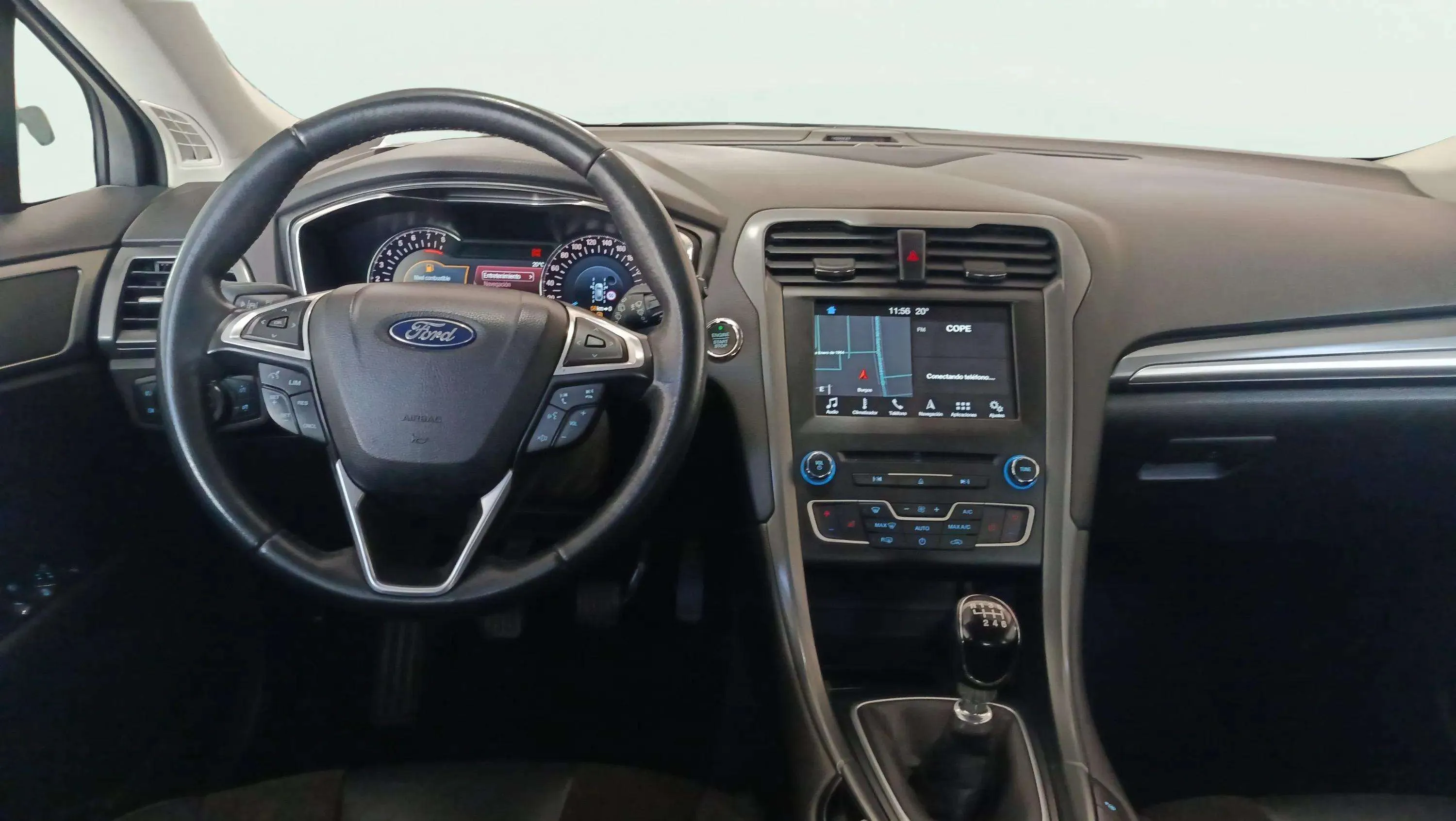 Ford Mondeo 1.5 EcoBoost Titanium - foto 13