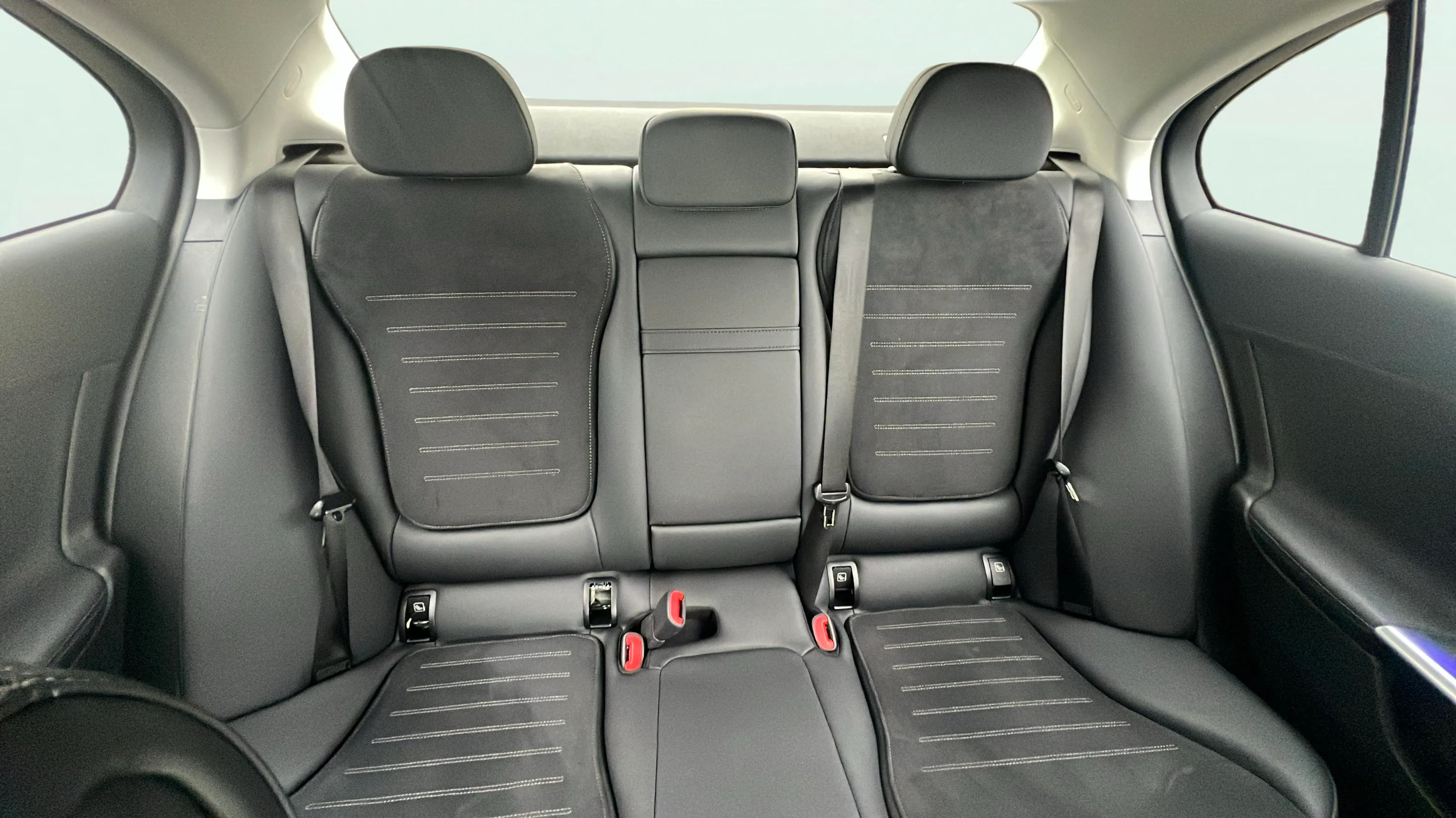 Mercedes-Benz Clase C C 220 d Berlina - foto 16
