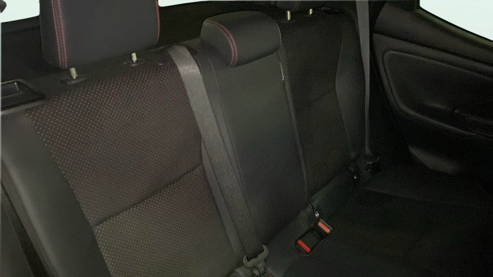 Toyota Yaris 1.5 130H GR Sport Plus - foto 28