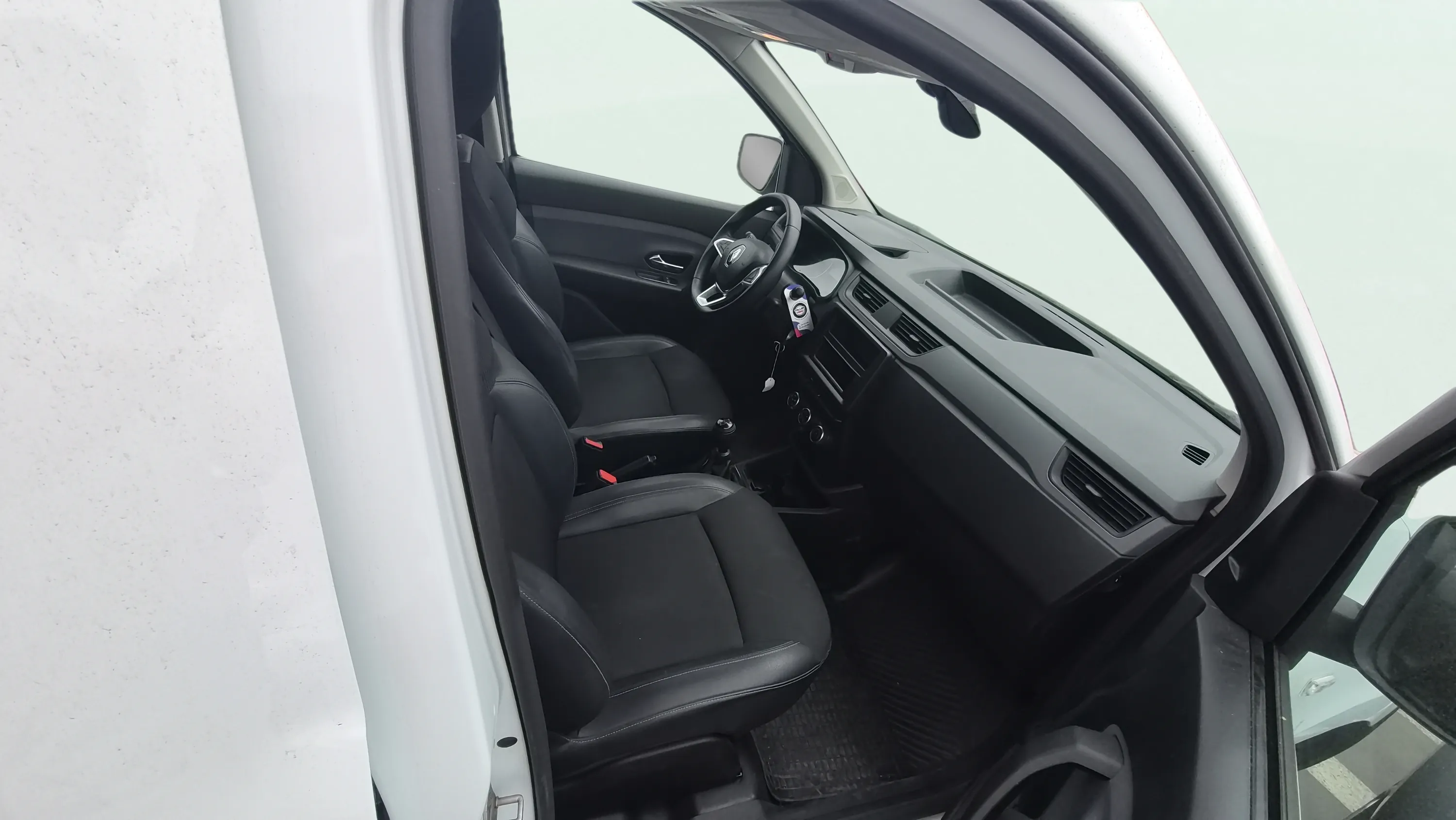 Renault Express Confort 1.5 Blue dCi - foto 12